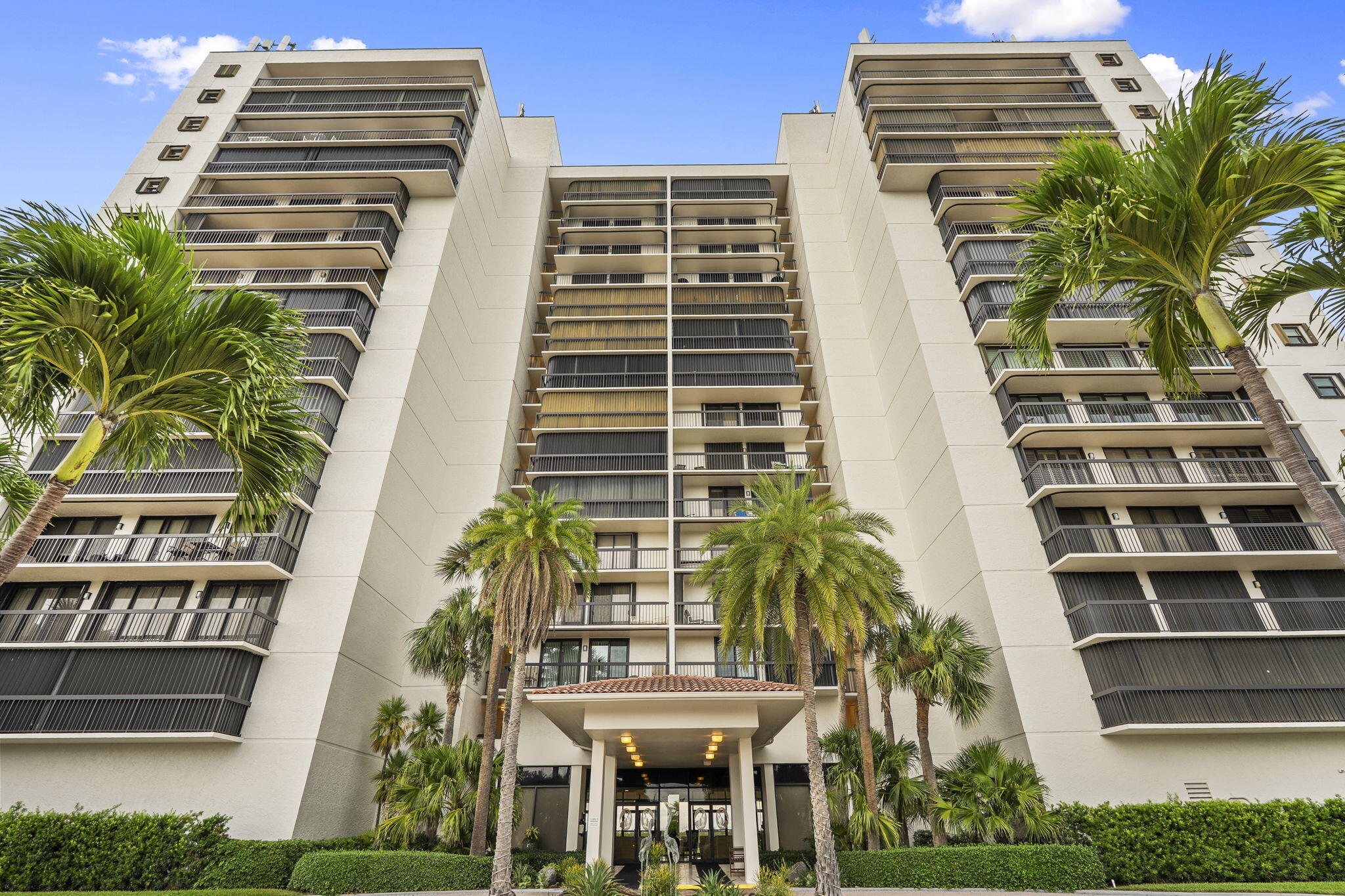3100 N HIGHWAY A1A PHB05