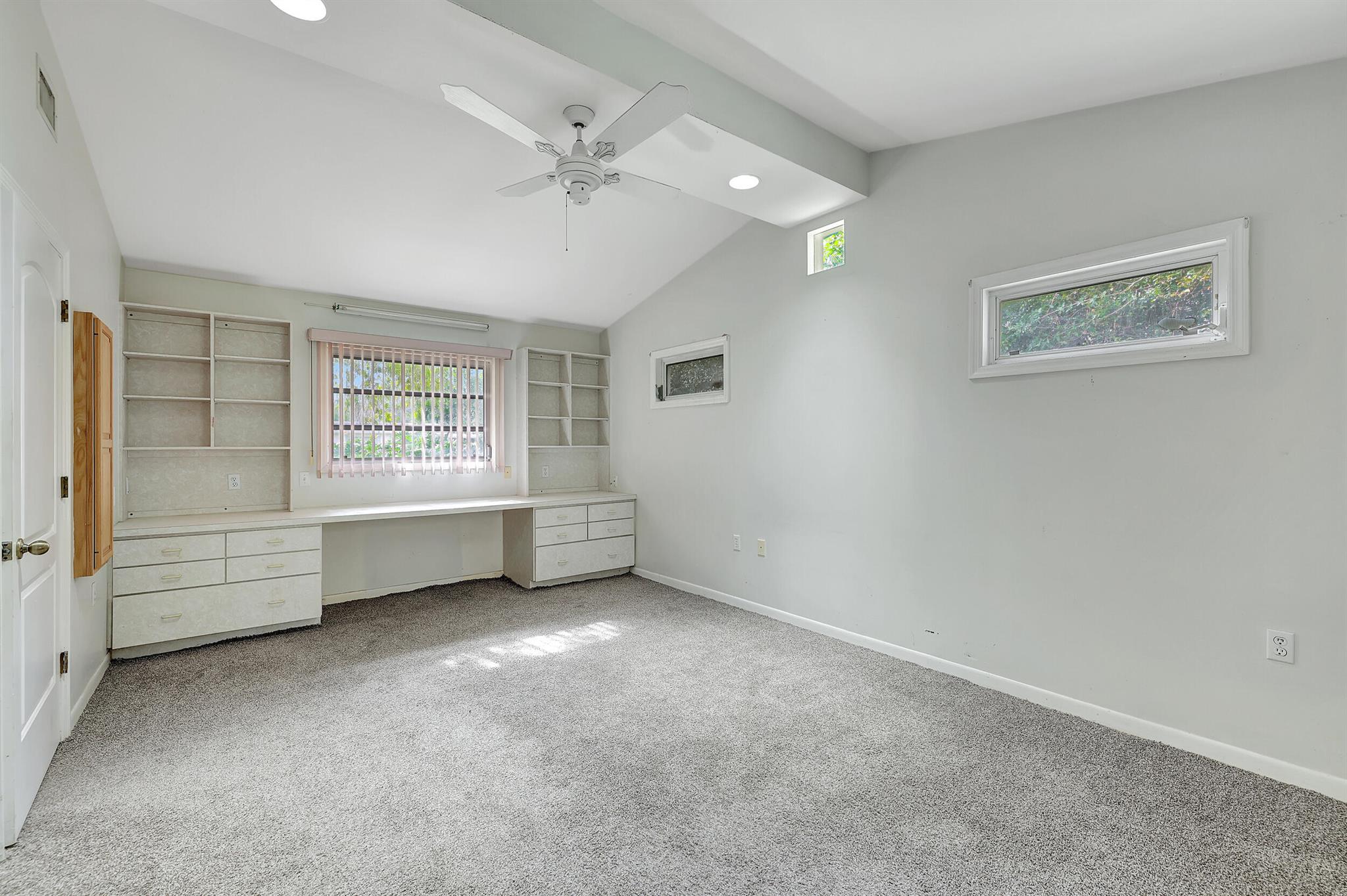 BLOCK MANOR - Residential