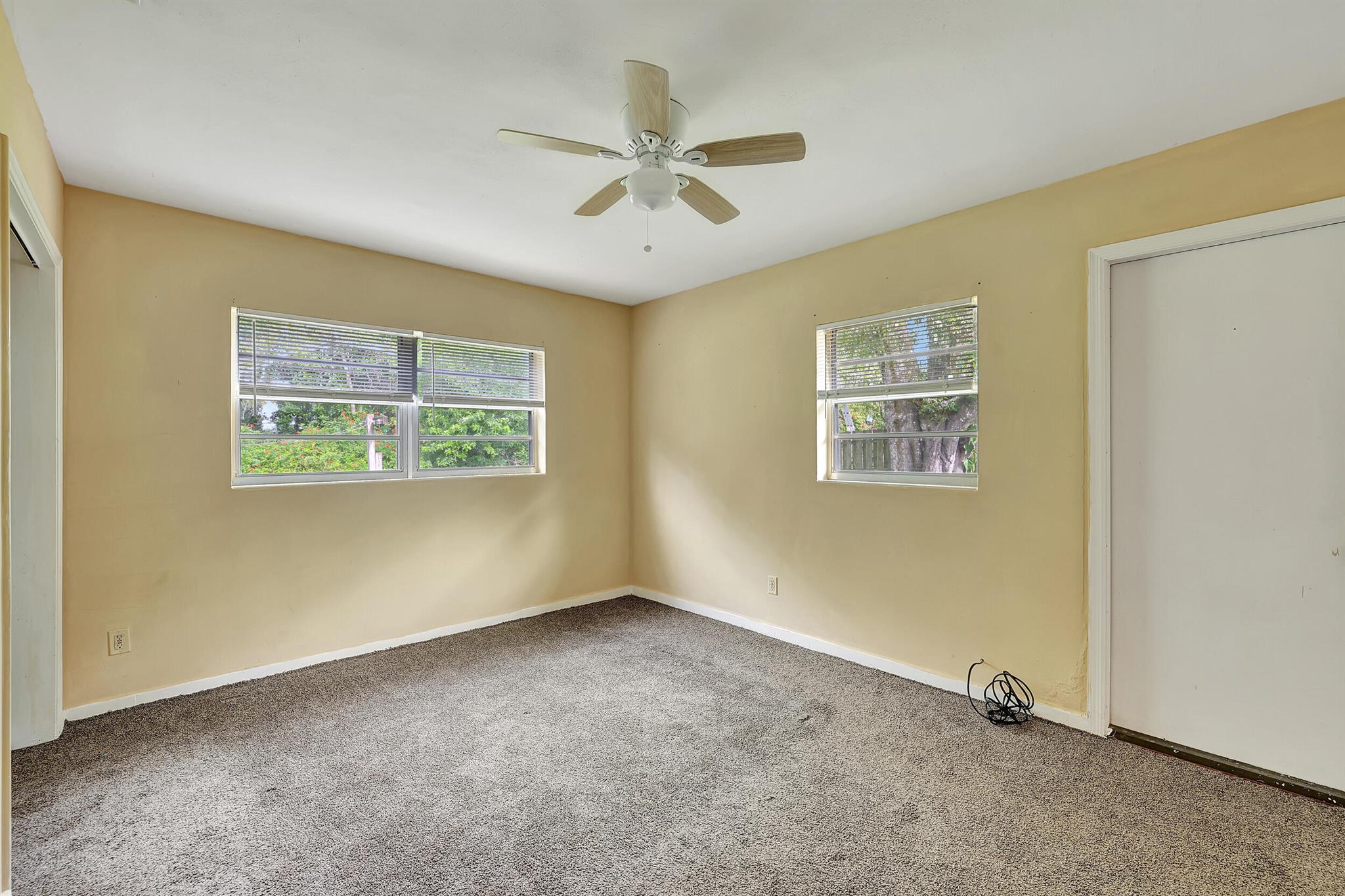 BLOCK MANOR - Residential