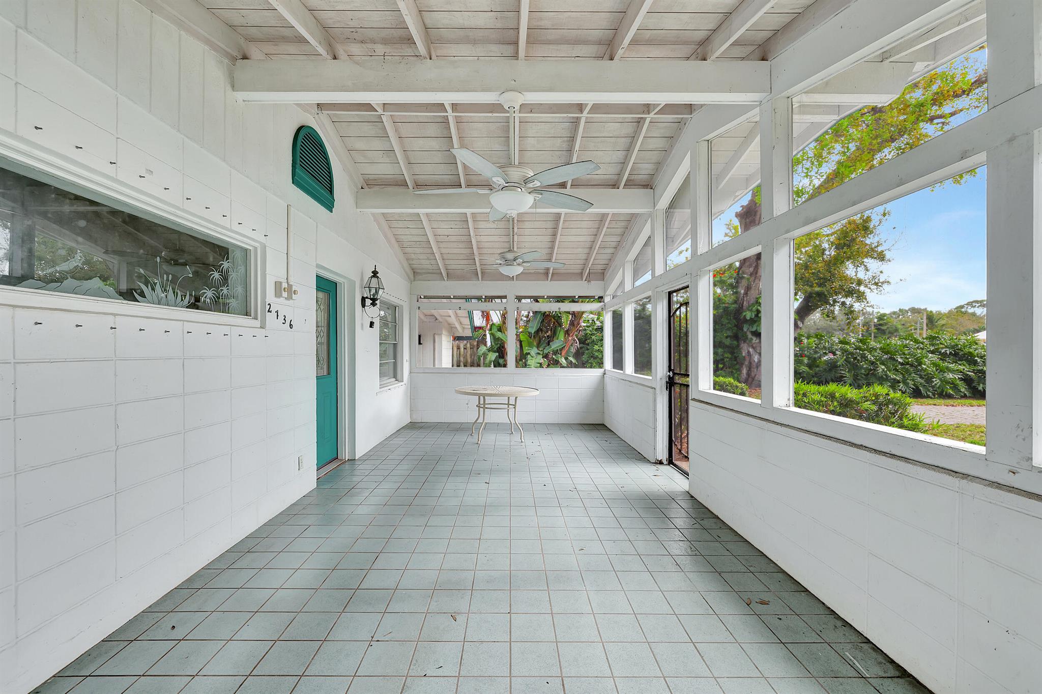 BLOCK MANOR - Residential