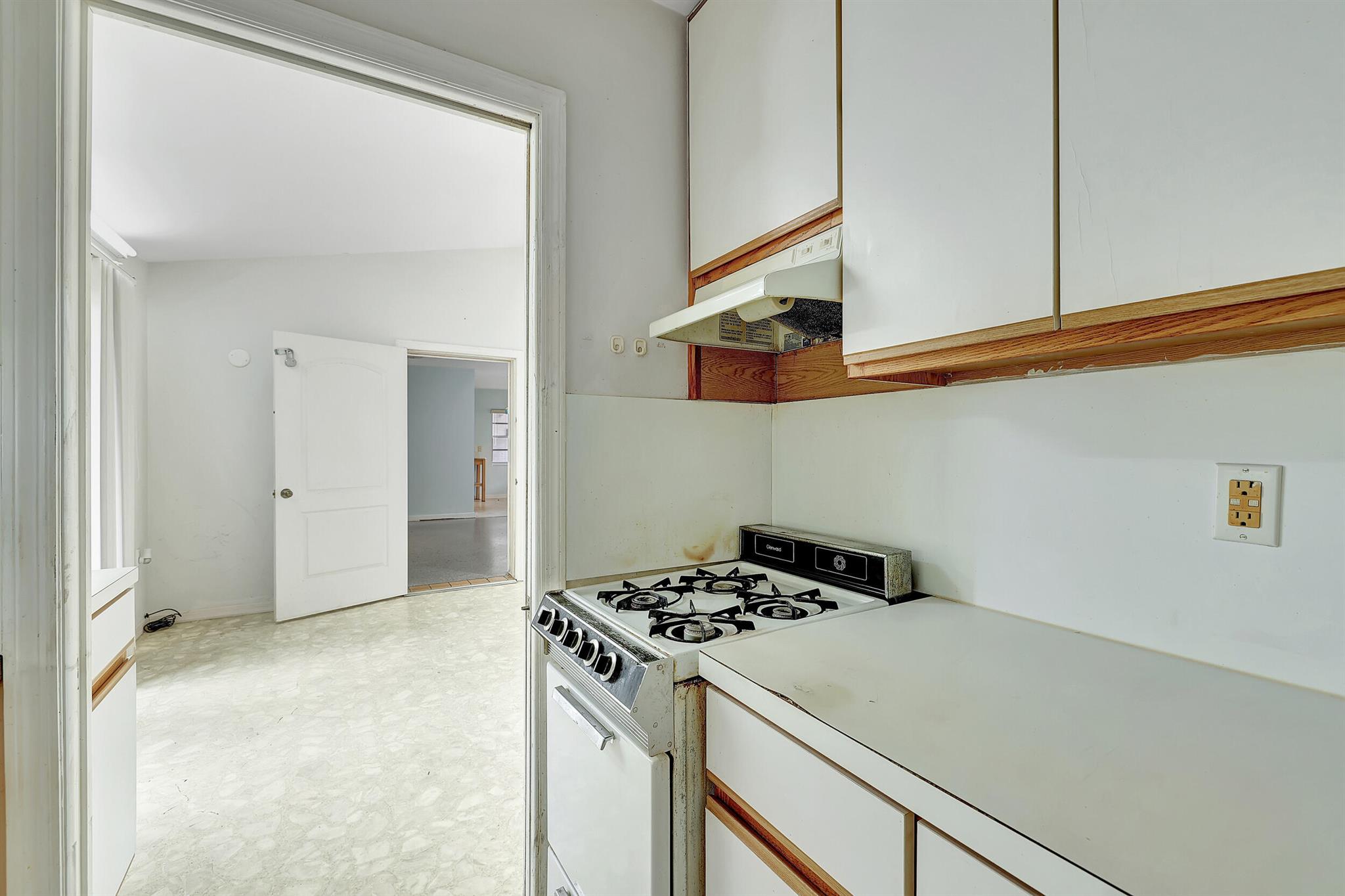 BLOCK MANOR - Residential