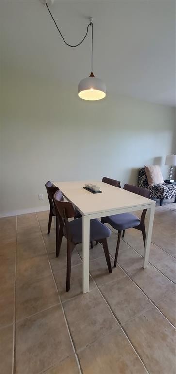 BAFFY WOODS CONDO - Residential