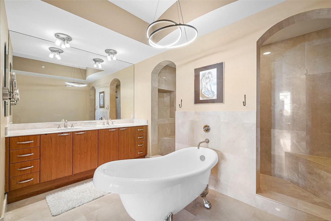 ORCHID BEACH CONDOMINIUM - Residential