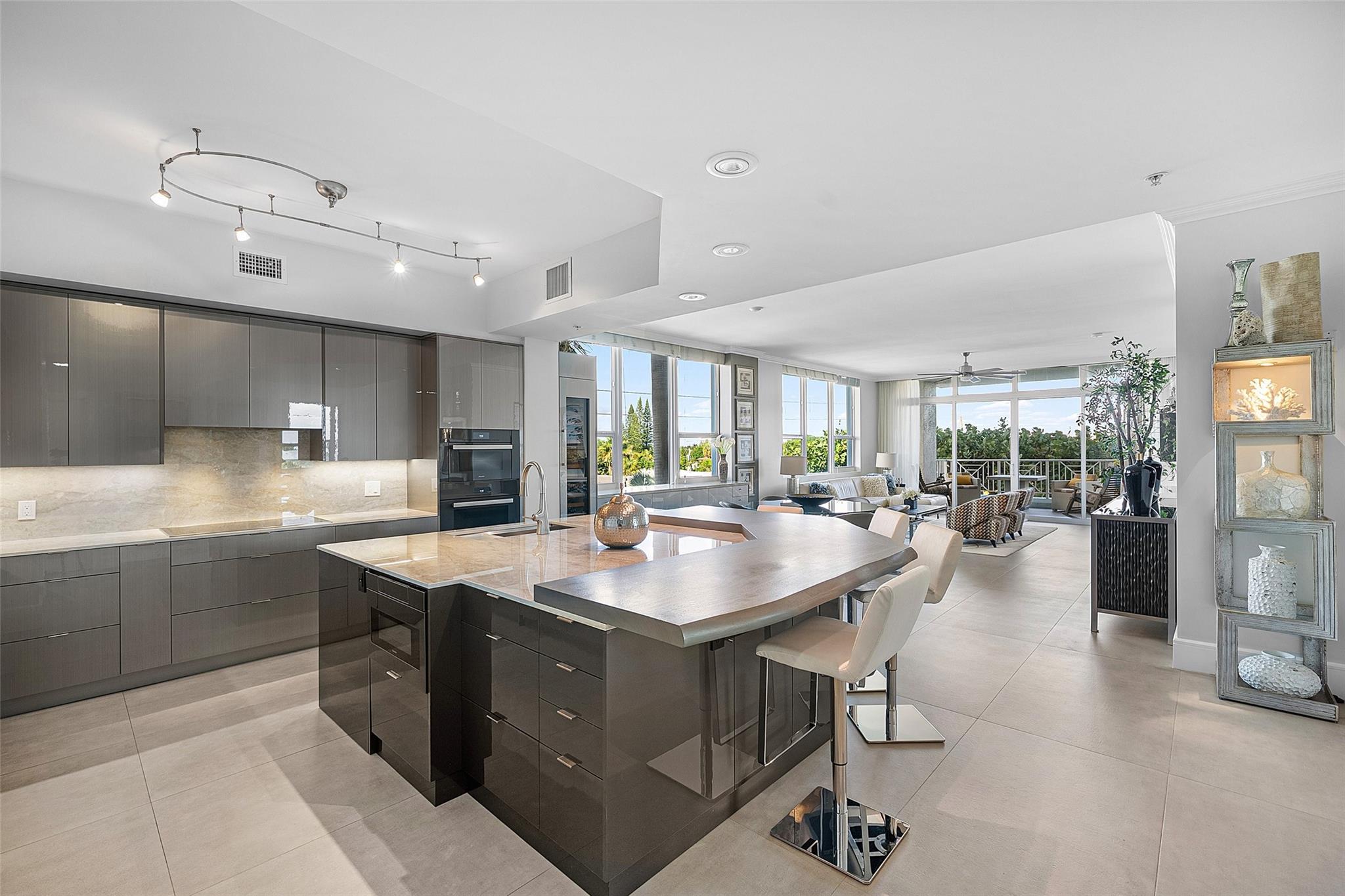 ORCHID BEACH CONDOMINIUM - Residential