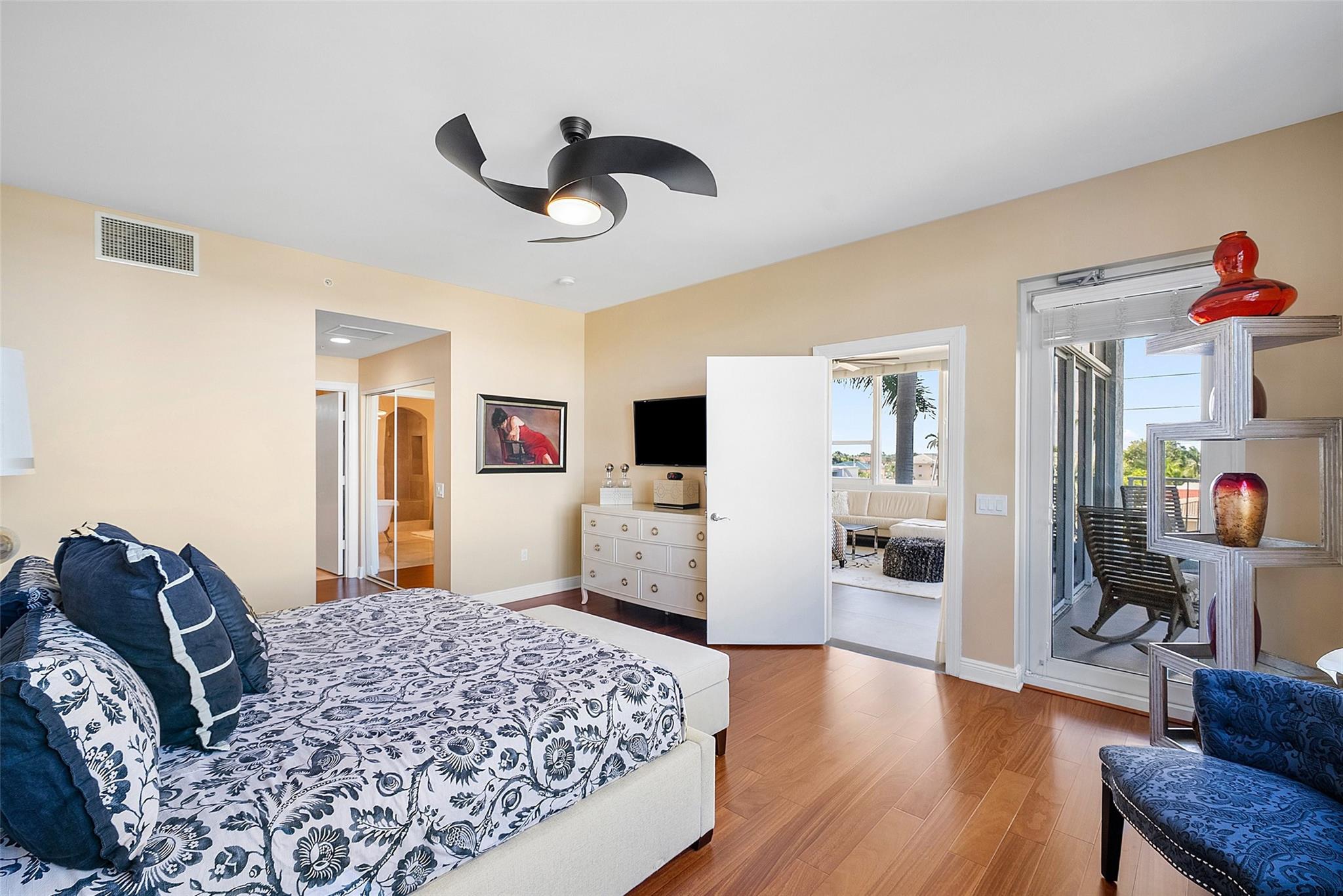 ORCHID BEACH CONDOMINIUM - Residential