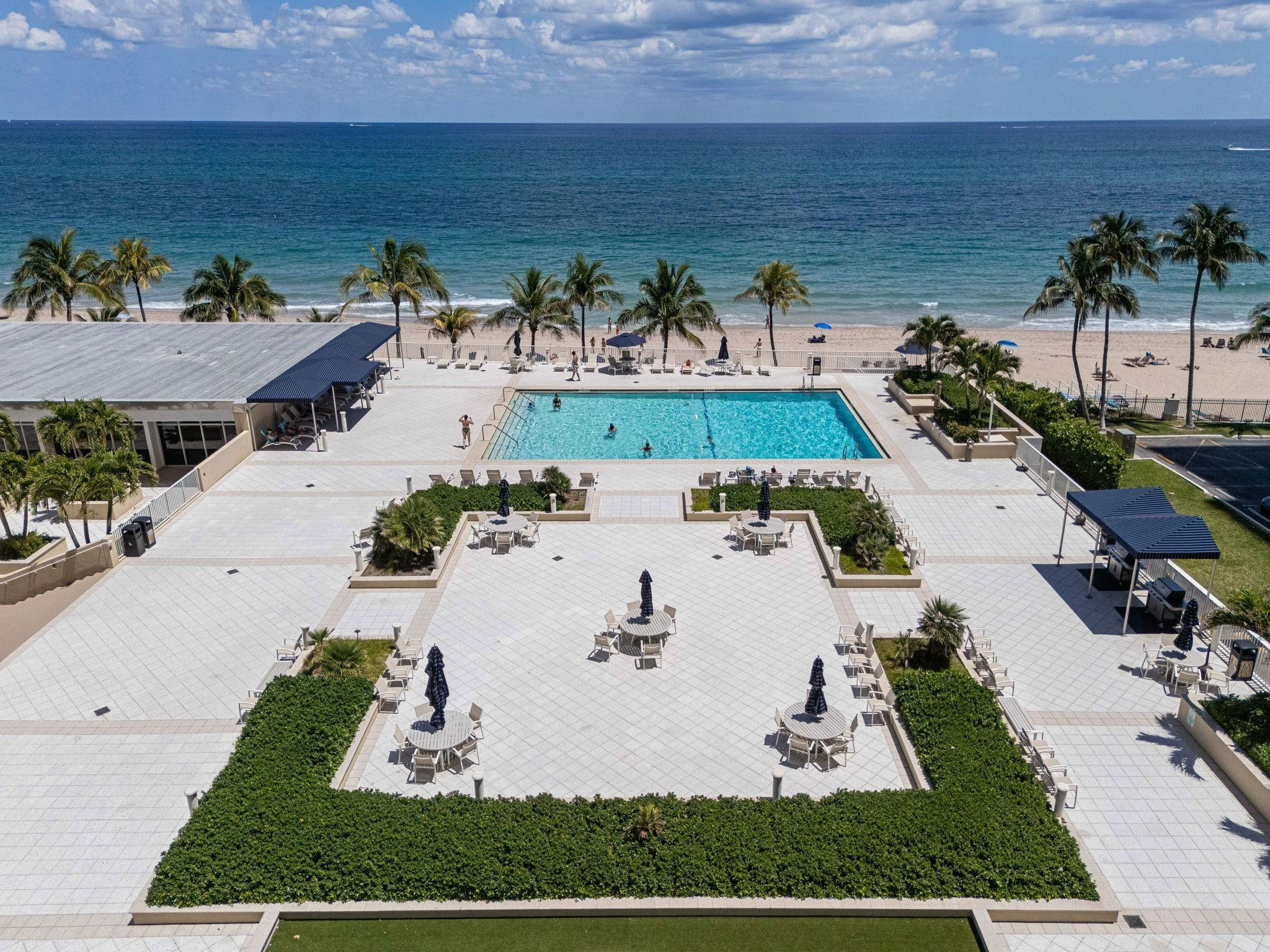 Plaza East - Residential