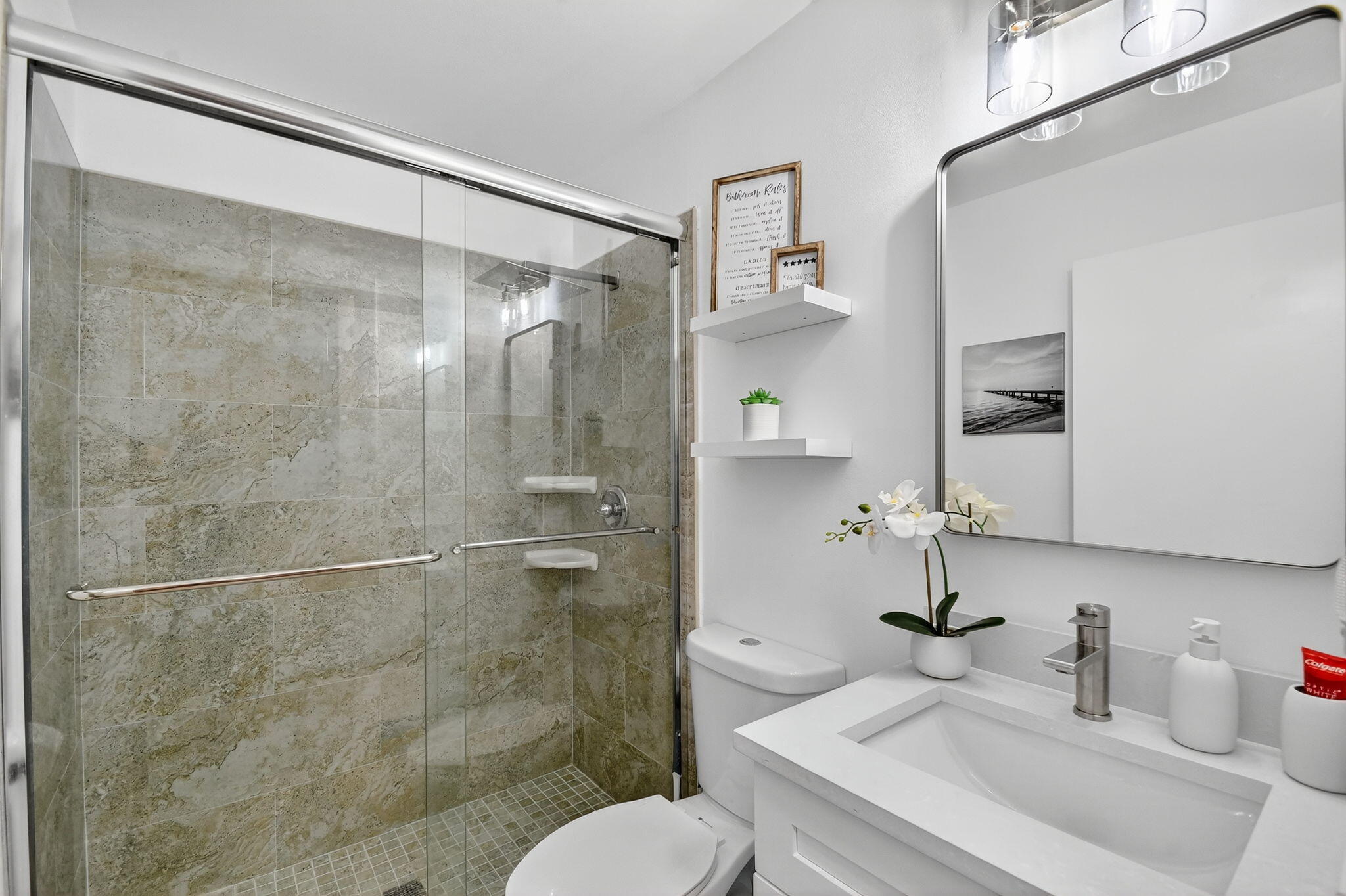 ISLAND CLUB - Residential