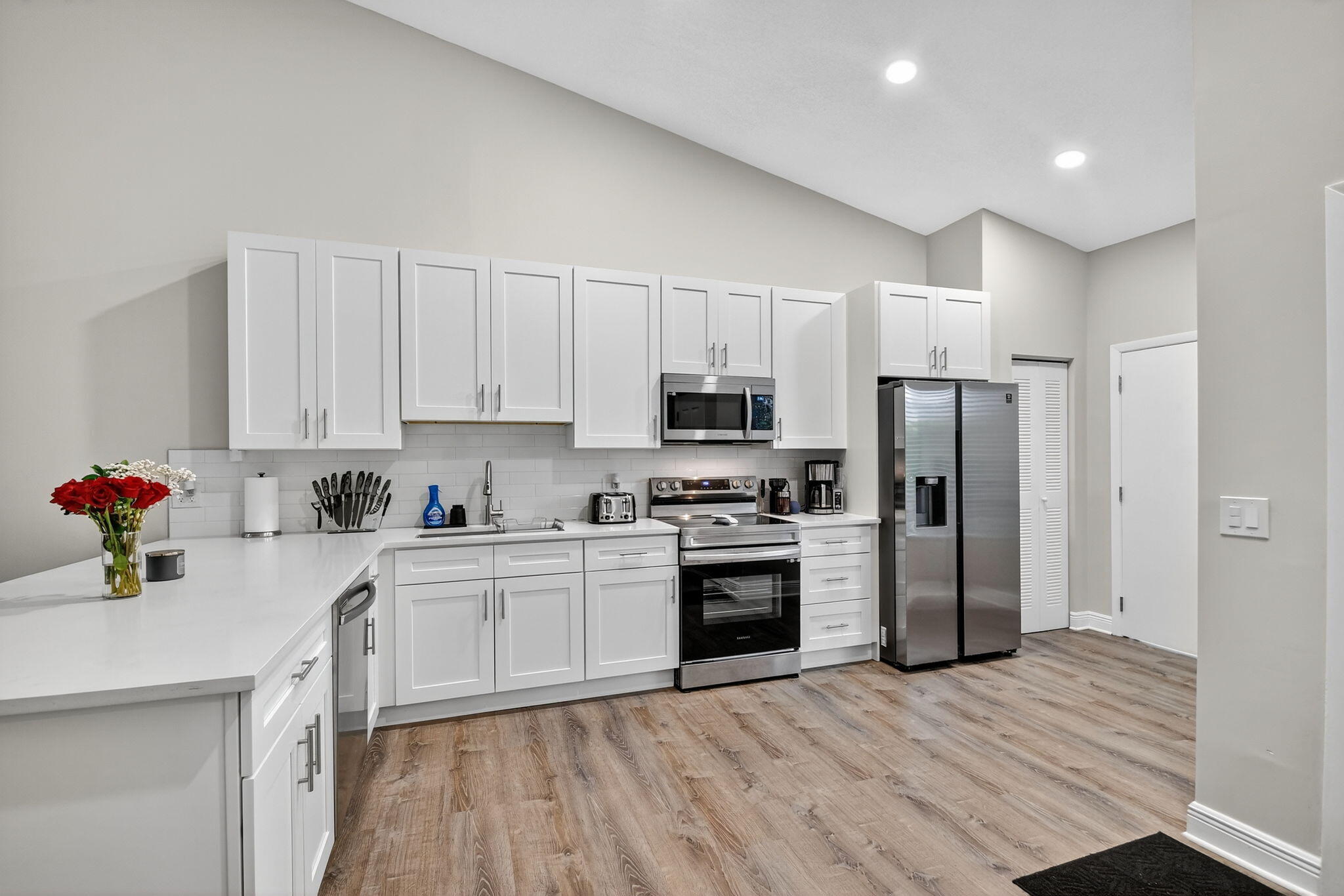 ISLAND CLUB - Residential