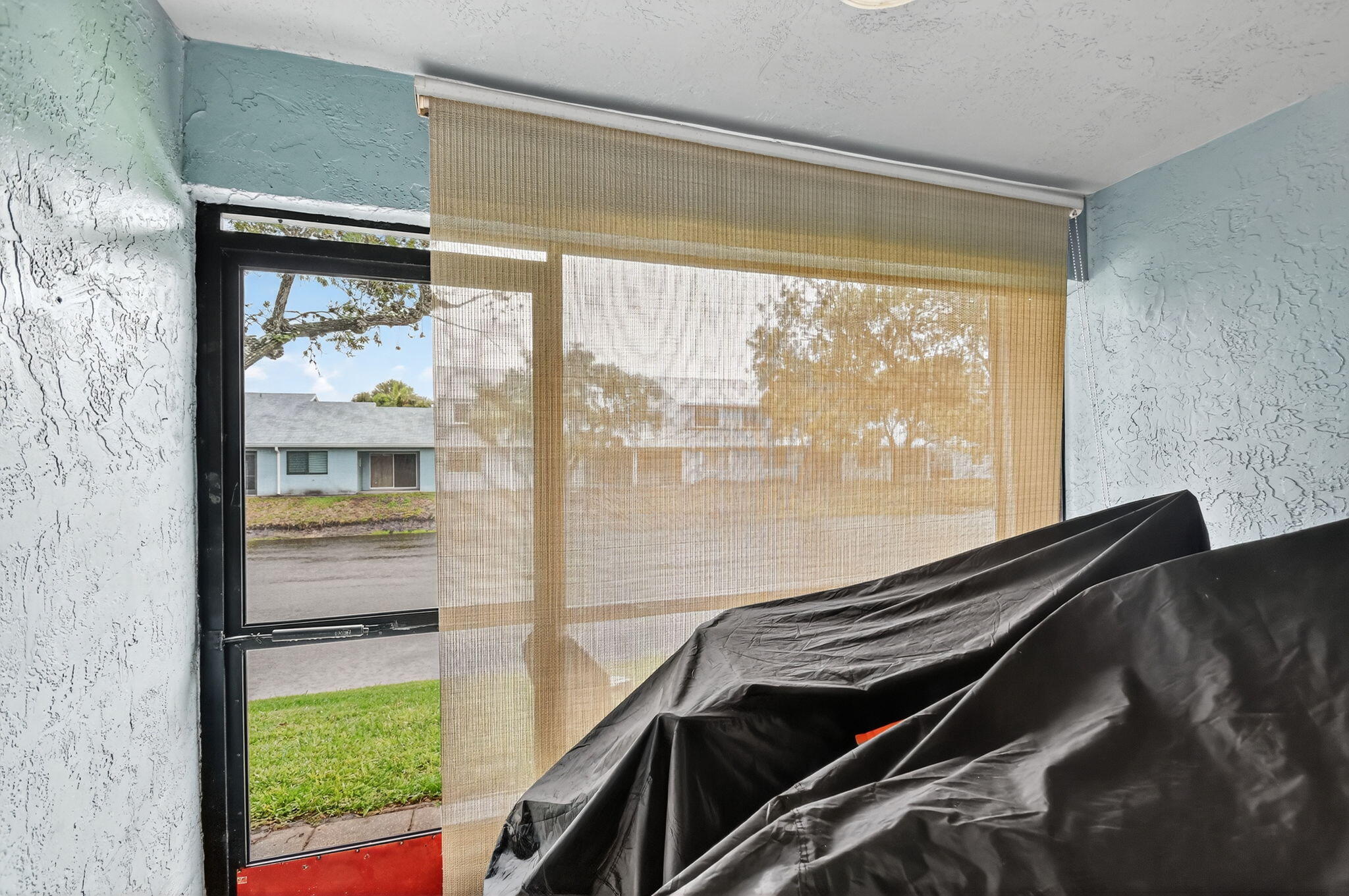 ISLAND CLUB - Residential