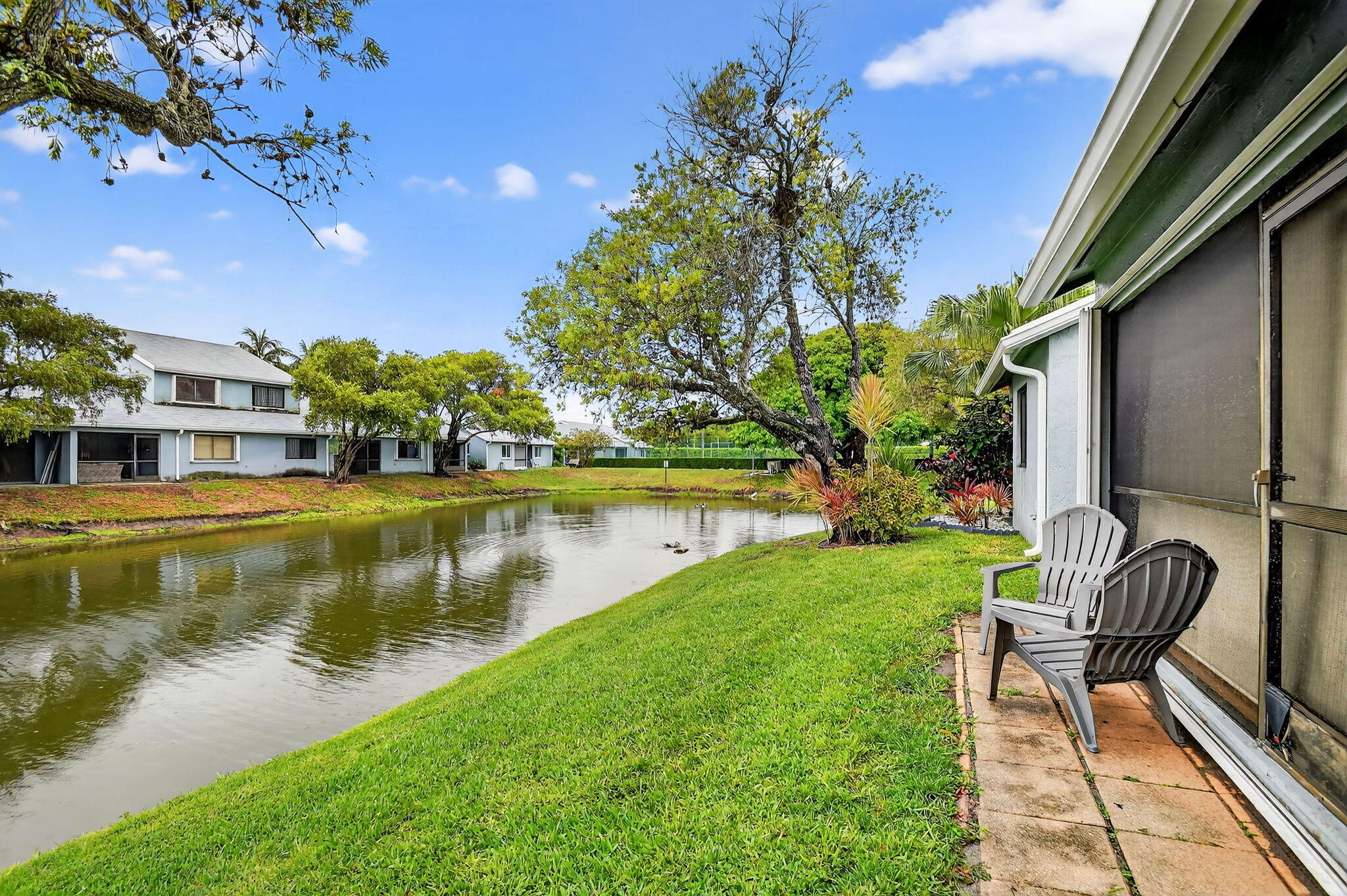 ISLAND CLUB - Residential