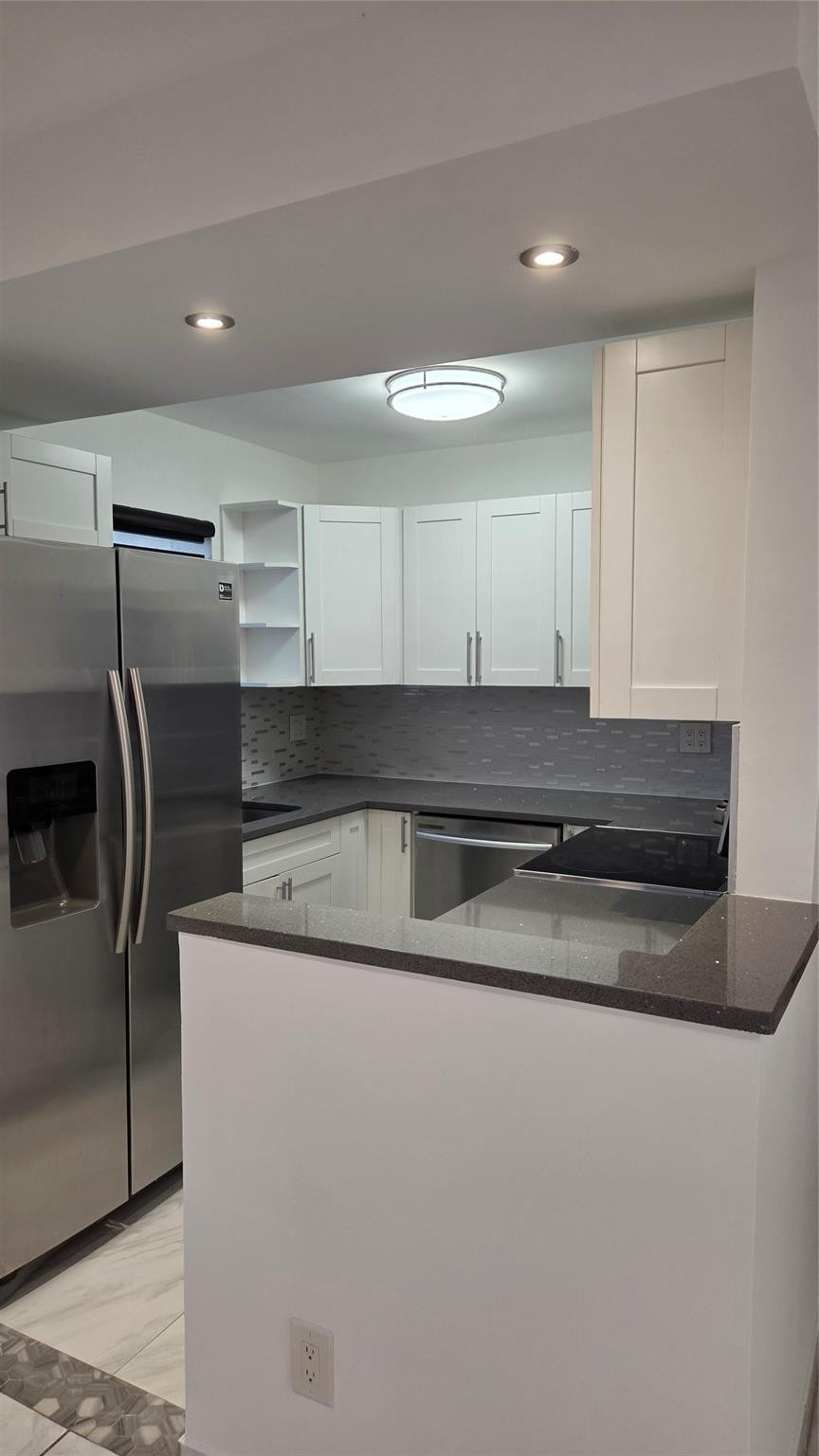 5375 SW 40th Avenue 105