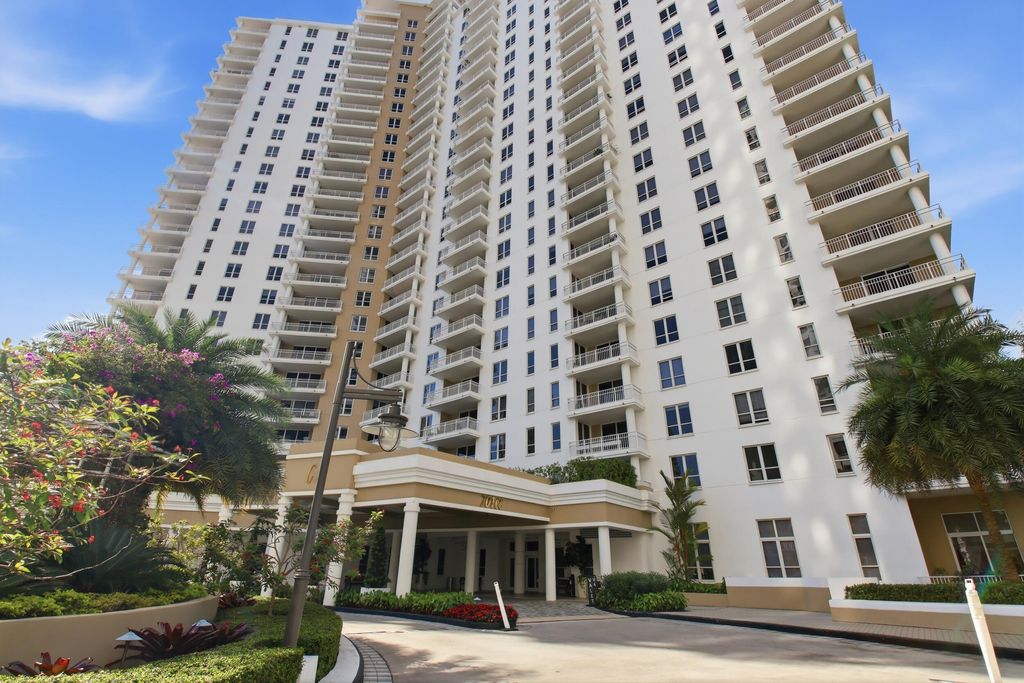 Photo of 701 Brickell Key Boulevard #610, Miami, FL 33131 (MLS # B26024257)