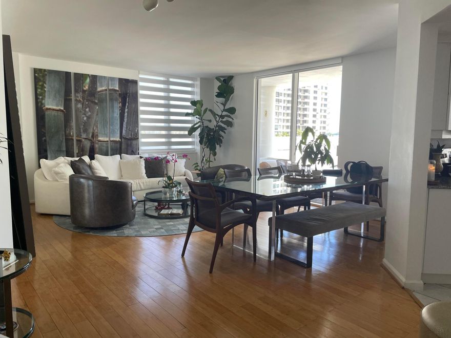 Come and see this beautiful 2-bedrom, 2.5-bath unit located on the 6th floor of the prestigious Courvoisier Courts in Brickell Key. The residence features a modern kitchen with stainless steel appliances, laminate and tile flooring, and a desirable split floor plan. It also includes one assigned parking space. Residents enjoy a variety of amenities, including a fitness center, playground, conference room, swimming pool, and more. This building is situated in the exclusive Brickell area, just minutes from top restaurants and Miami best entertainment venues. INVESTOR OPPORTUNITY.
