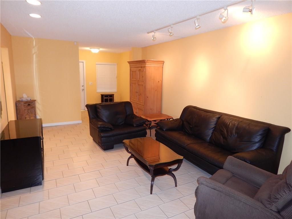 Delray Villas 5 - Residential