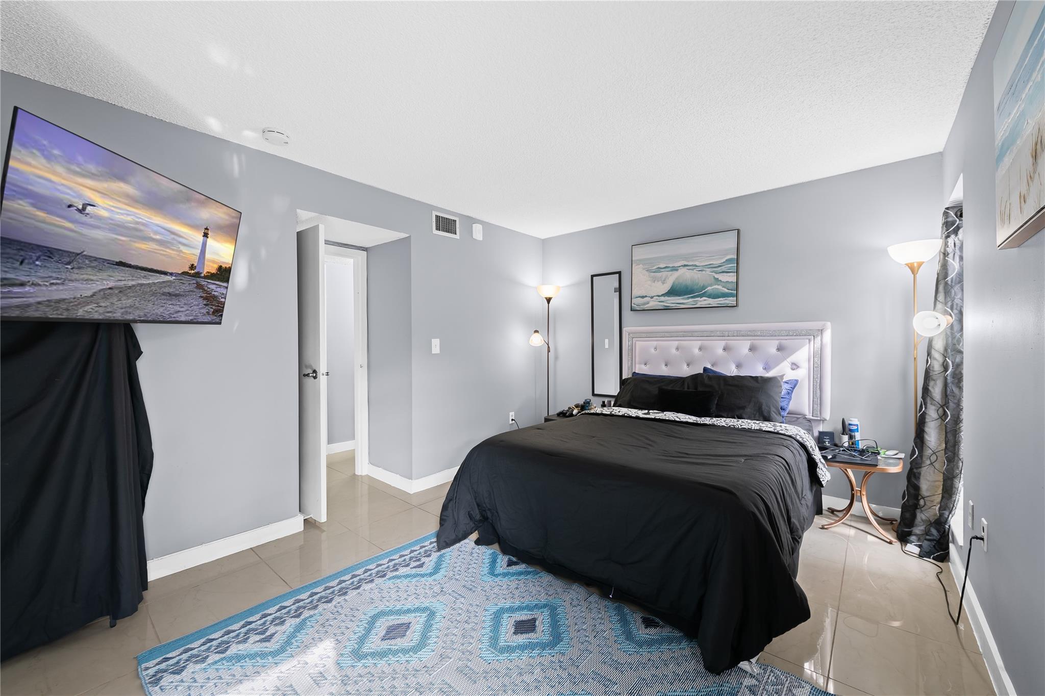 Plantation Pine Condo - Residential