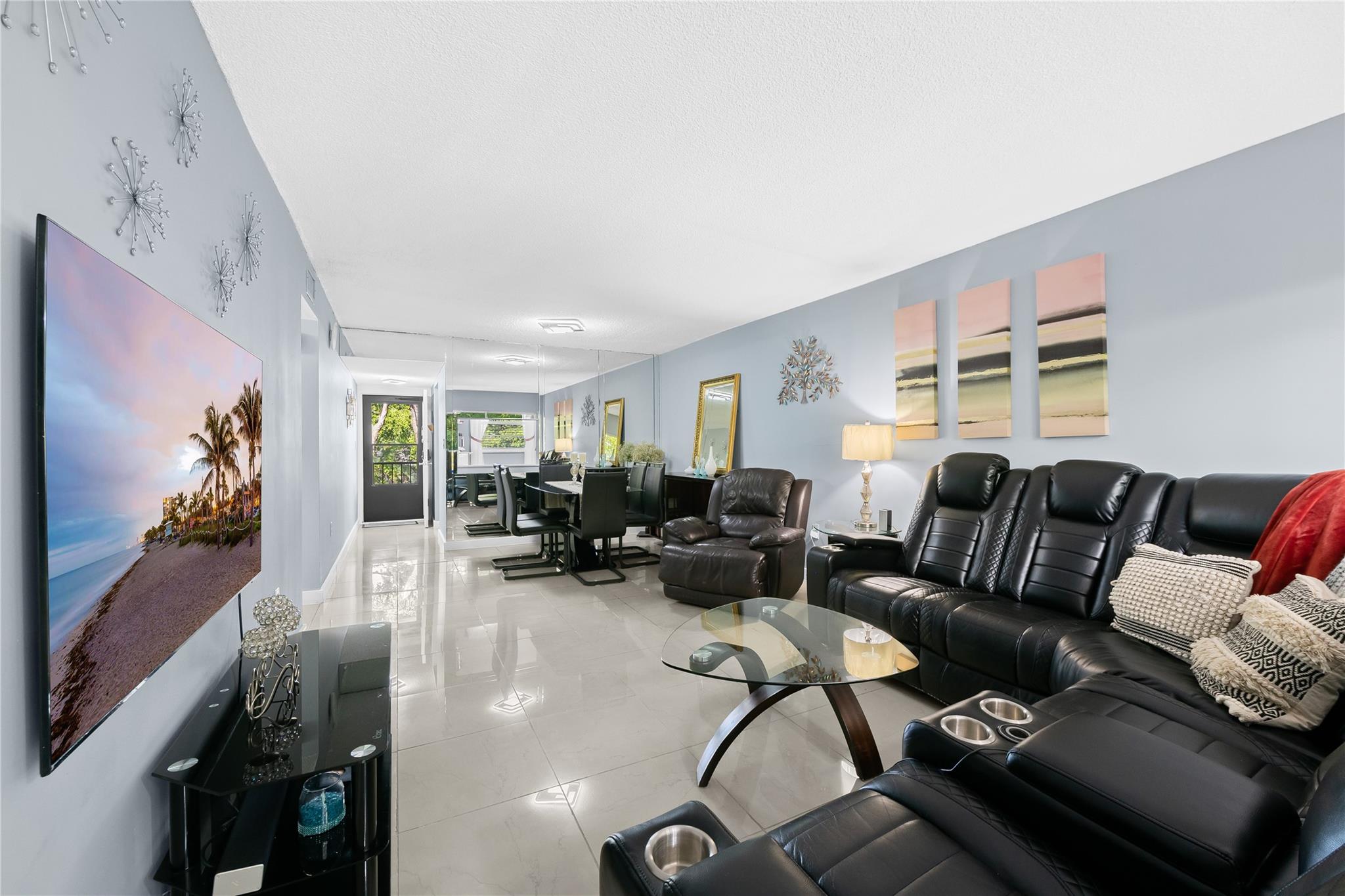 471 N Pine Island Rd 302D