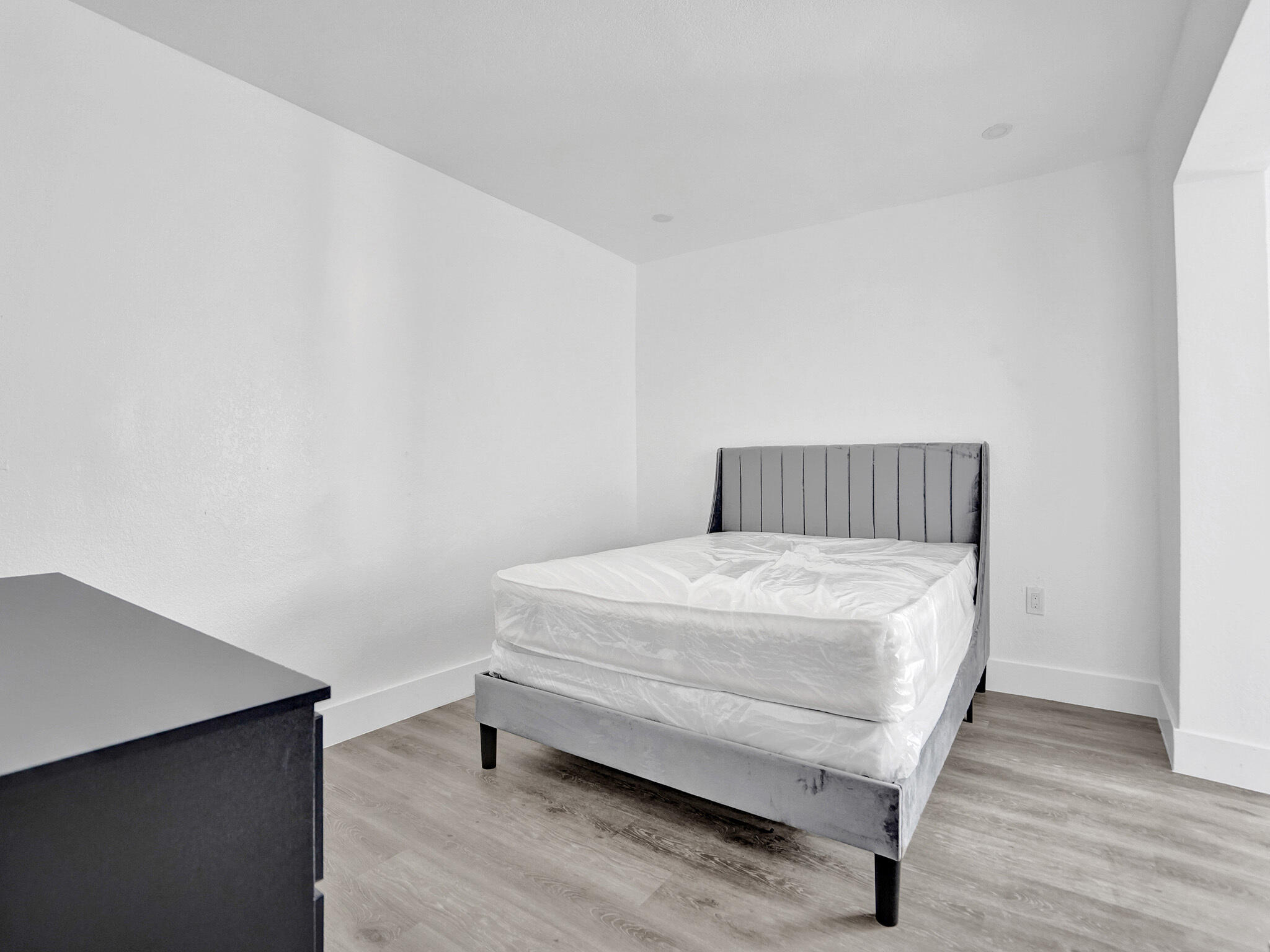 SUN LAND PARK - Residential