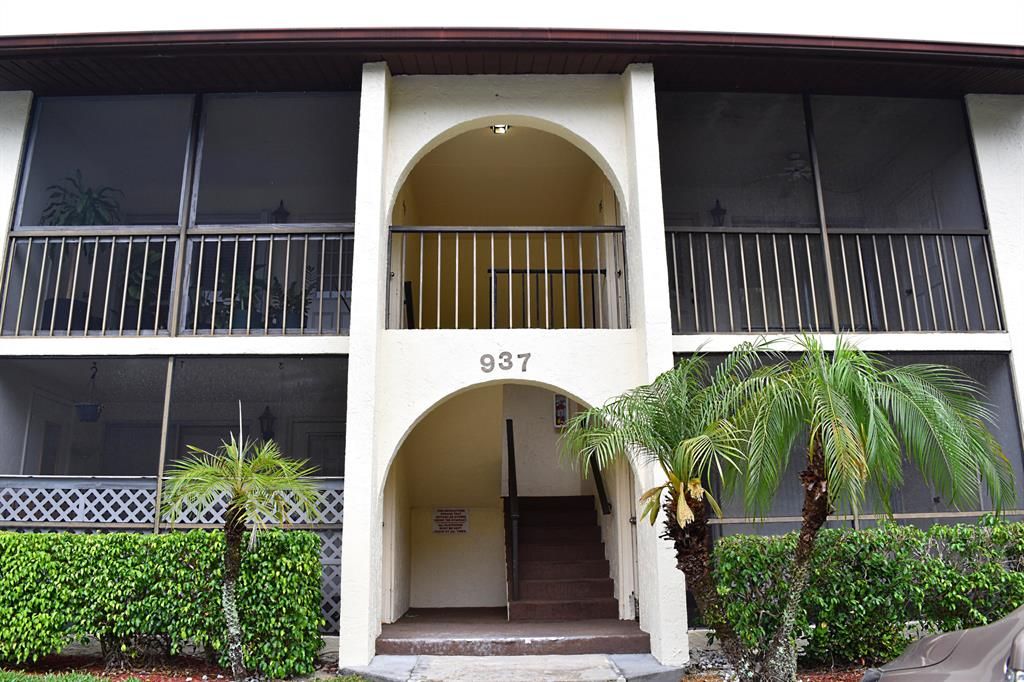 Photo of 4843 Sable Pine Circle #D-1, West Palm Beach, FL 33417 (MLS # R10730068)