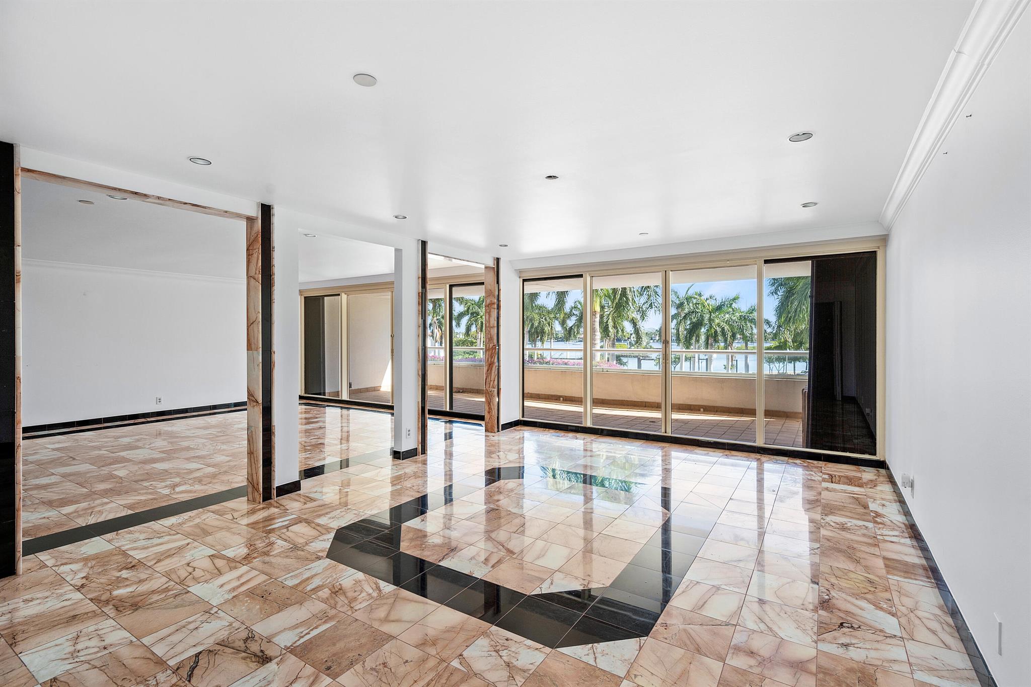 PLAZA OF THE PALM BEACHES - Residential