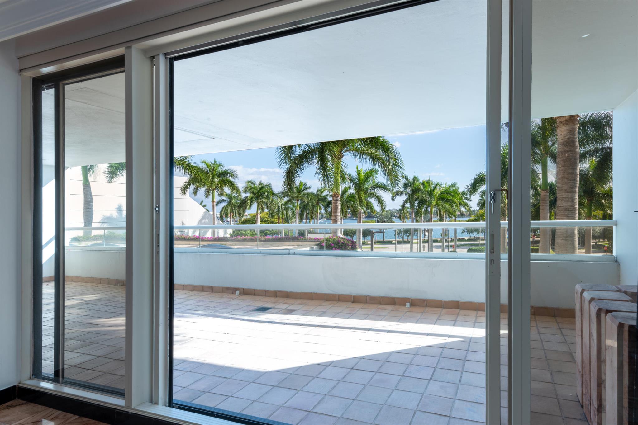 PLAZA OF THE PALM BEACHES - Residential