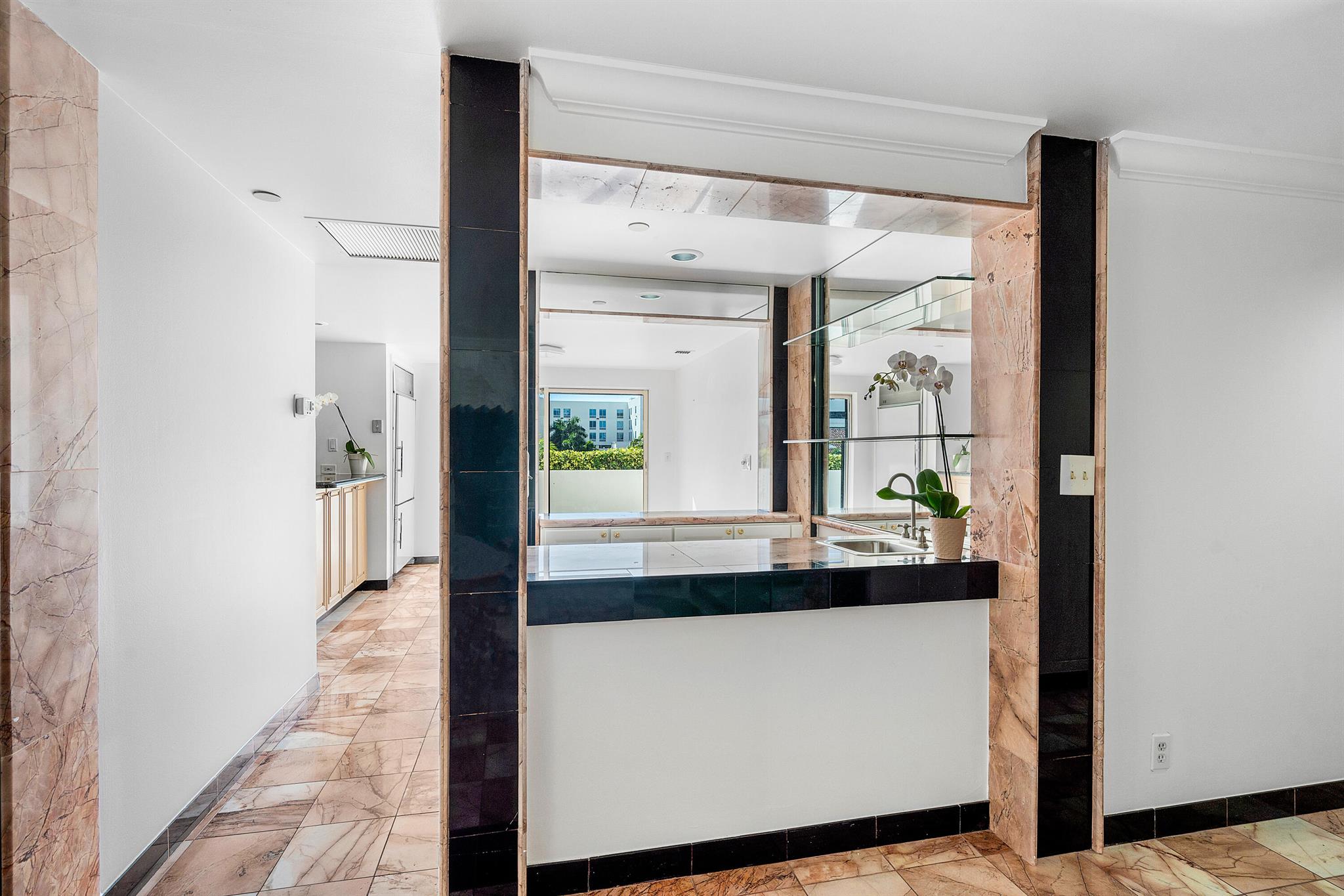 PLAZA OF THE PALM BEACHES - Residential