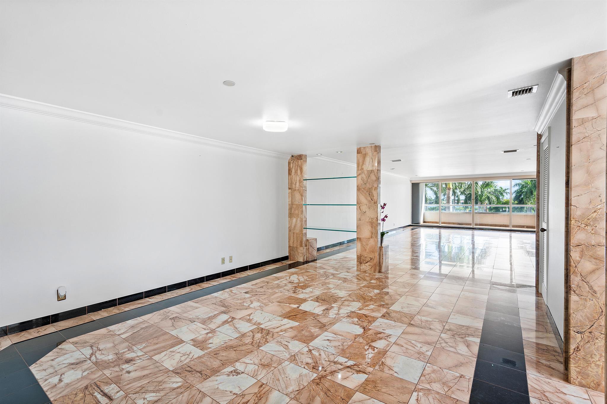 PLAZA OF THE PALM BEACHES - Residential