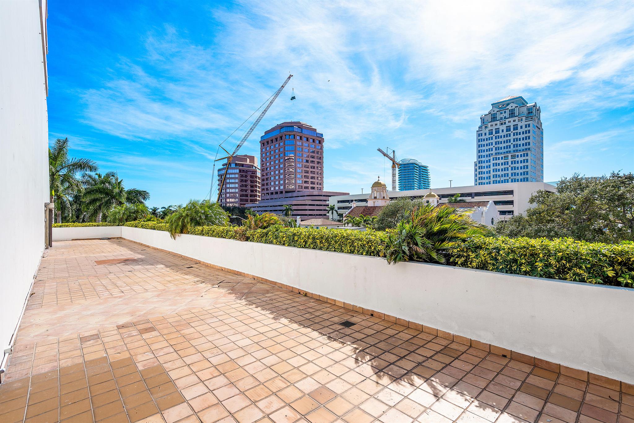 PLAZA OF THE PALM BEACHES - Residential