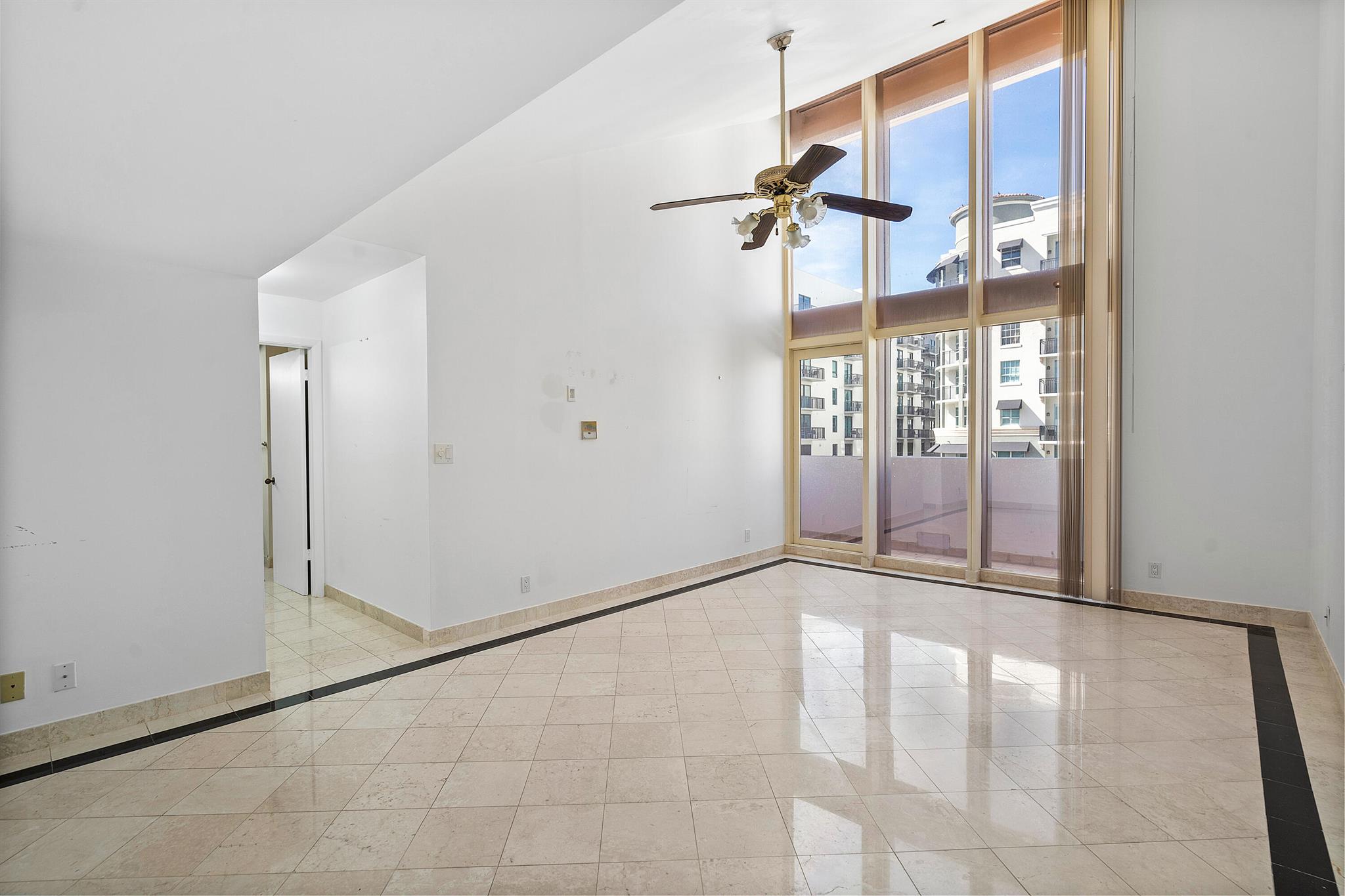 PLAZA OF THE PALM BEACHES - Residential