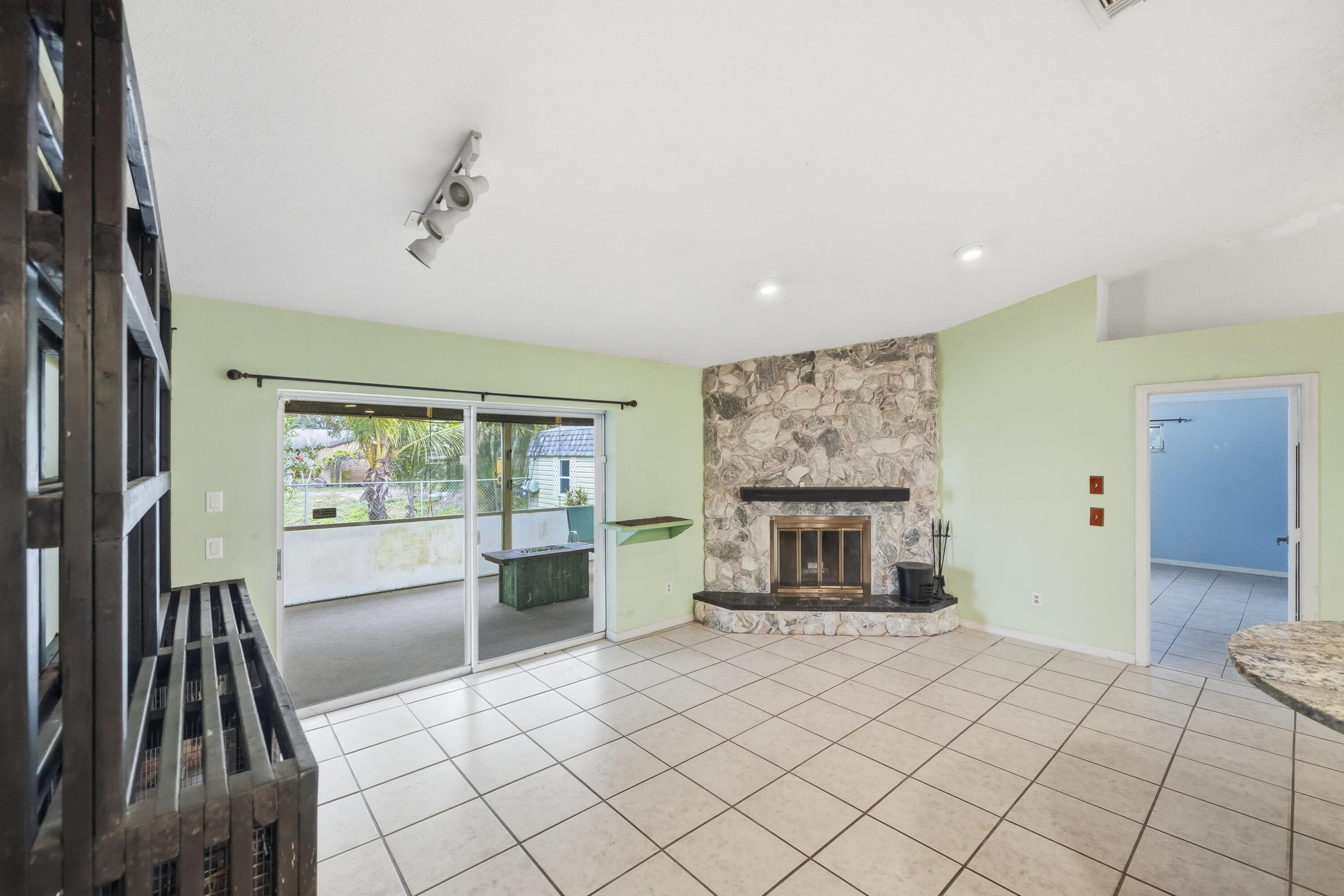 PORT ST LUCIE SECTION 27 - Residential