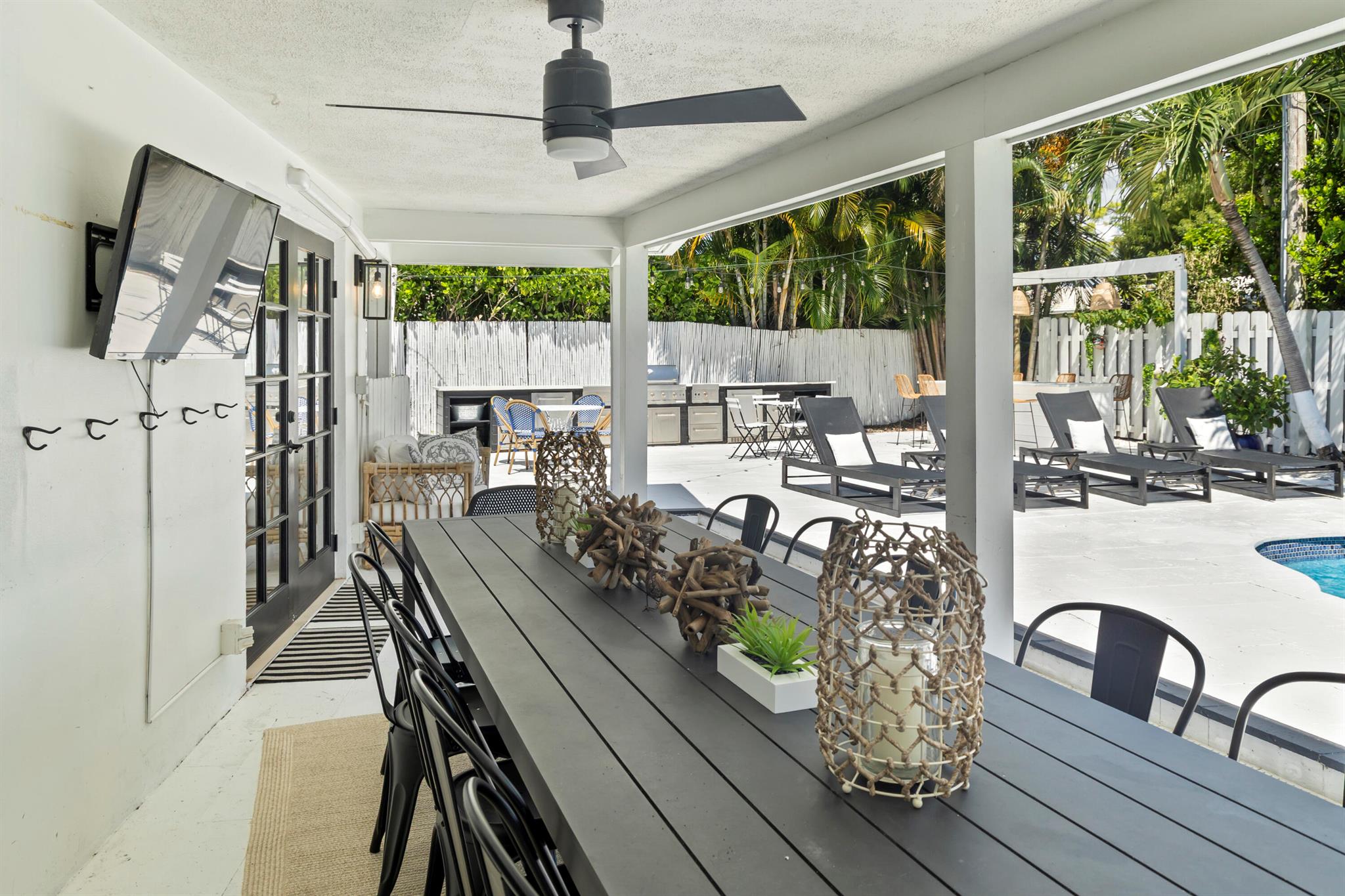 FOREST HILLS - Residential