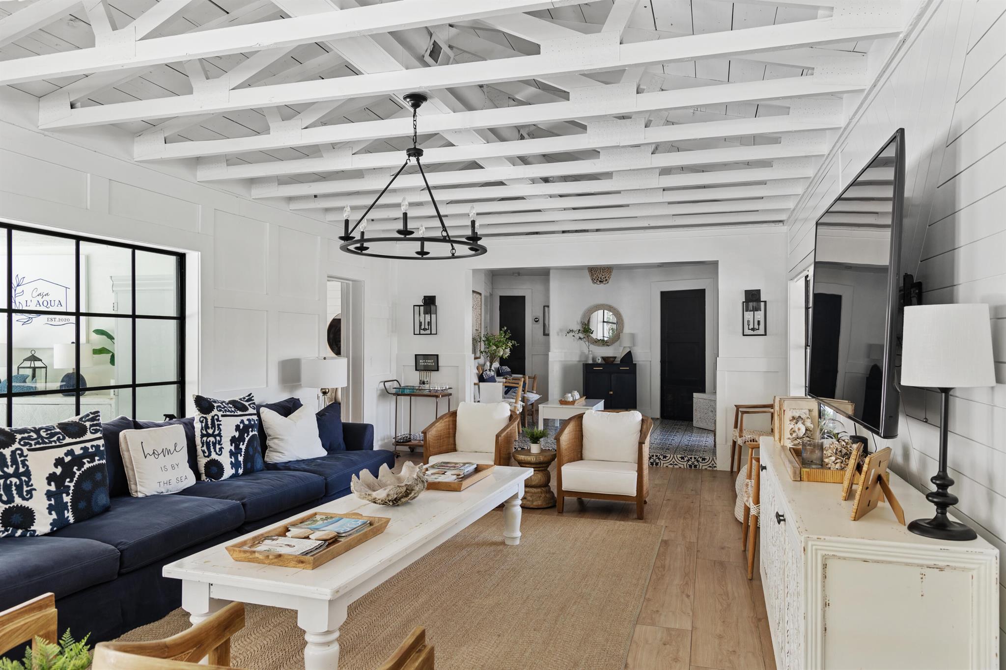 FOREST HILLS - Residential