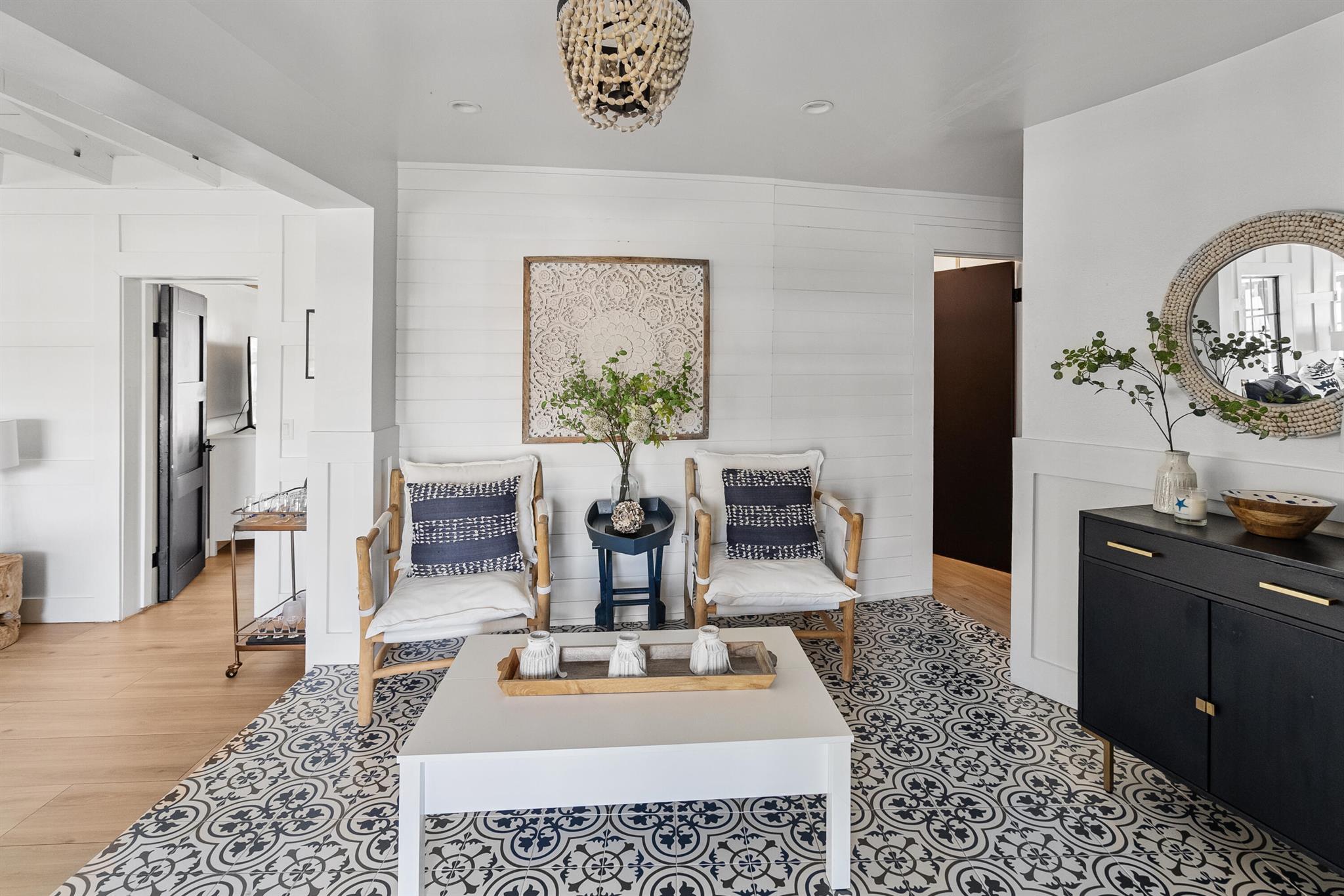 FOREST HILLS - Residential