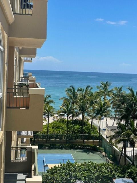 2080 Ocean Drive Condo - Residential Lease