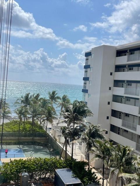 2080 Ocean Drive Condo - Residential Lease