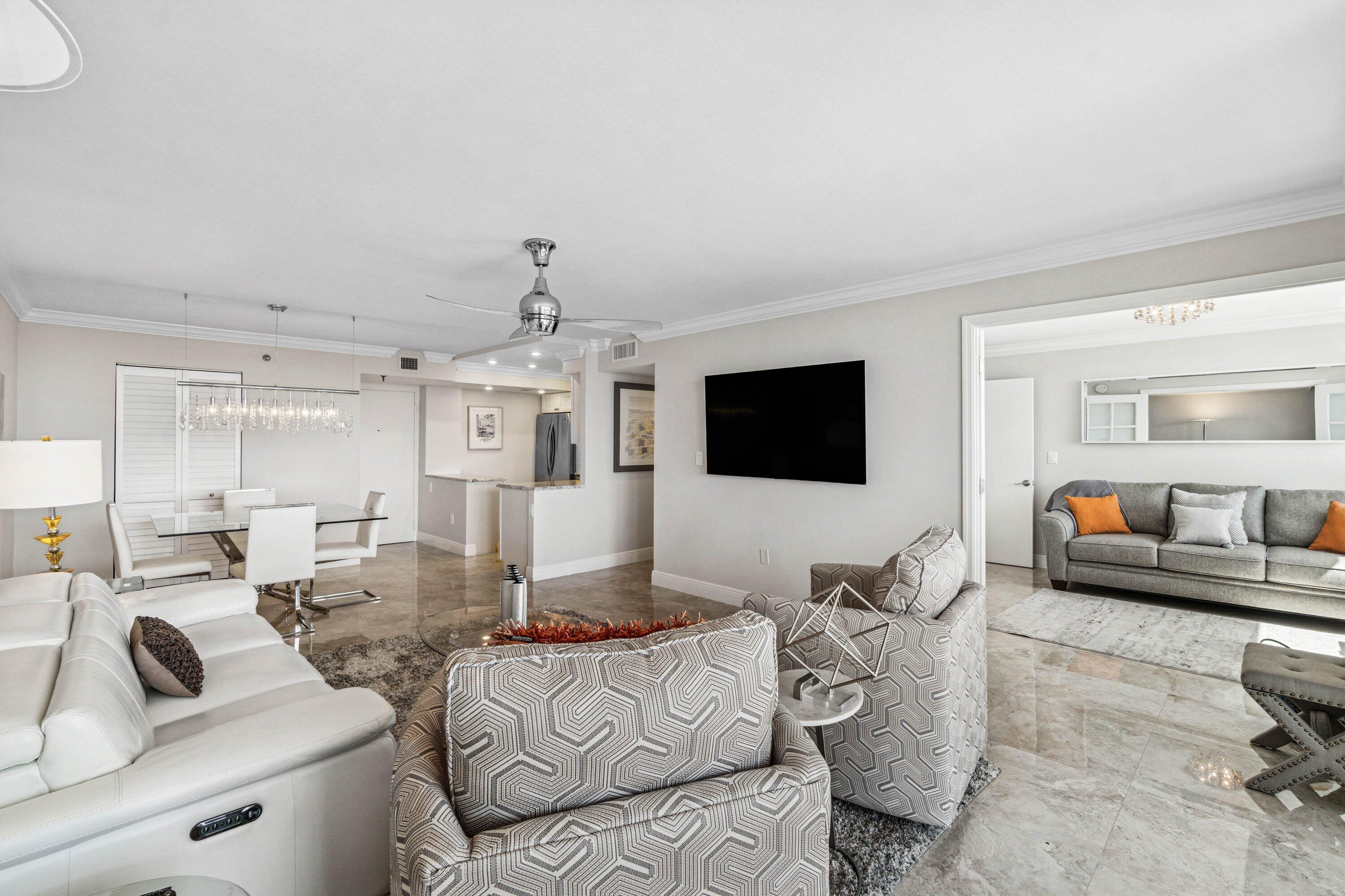 REGENCY HIGHLAND CLUB CONDO - Residential