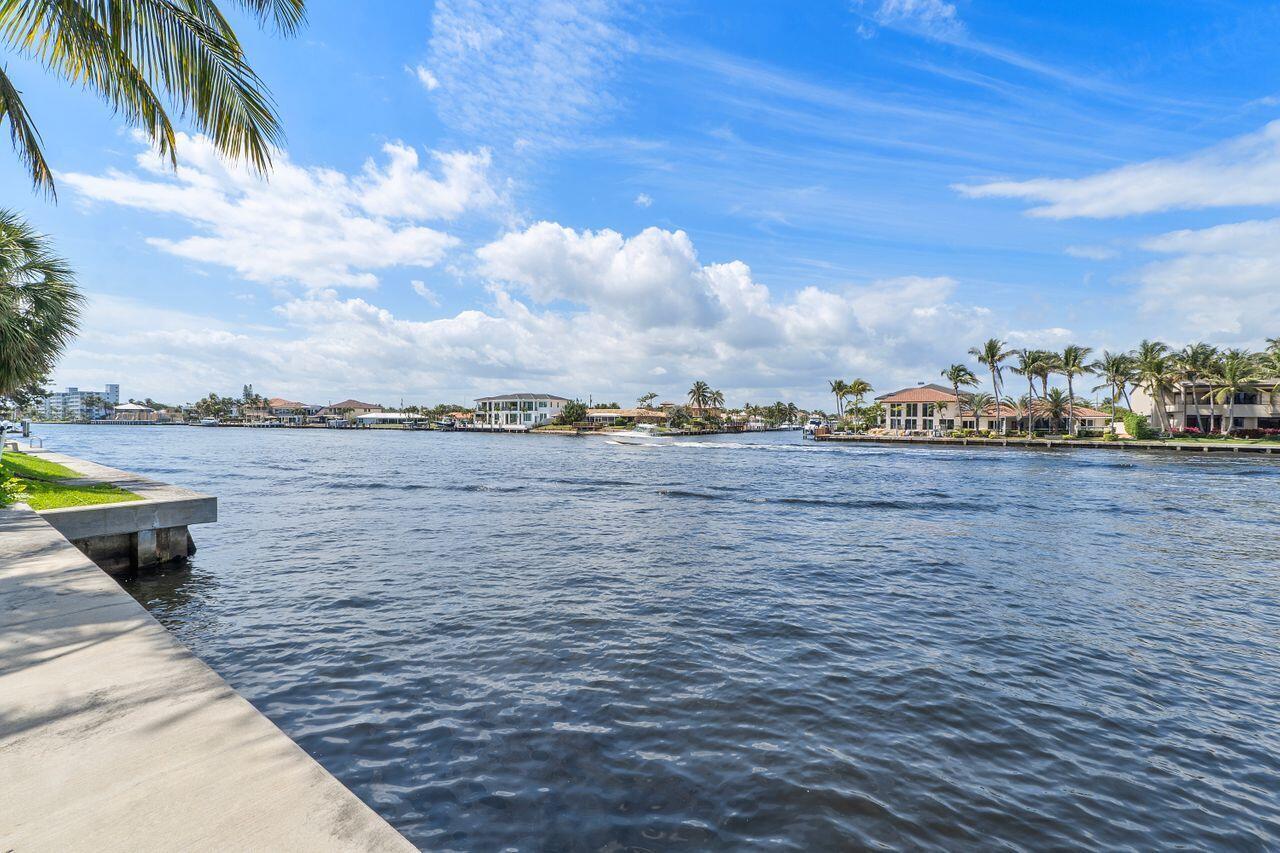 SEA CLUB OF HILLSBORO BEA - Residential