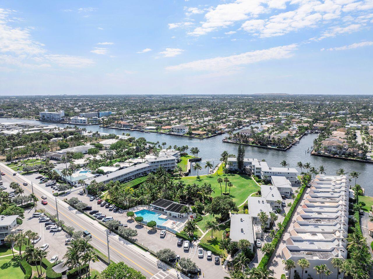 SEA CLUB OF HILLSBORO BEA - Residential