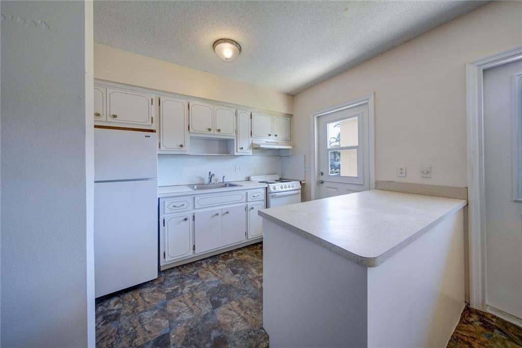 Venetian Park Gardens Con - Residential Lease