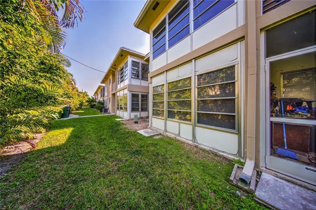 Venetian Park Gardens Con - Residential Lease