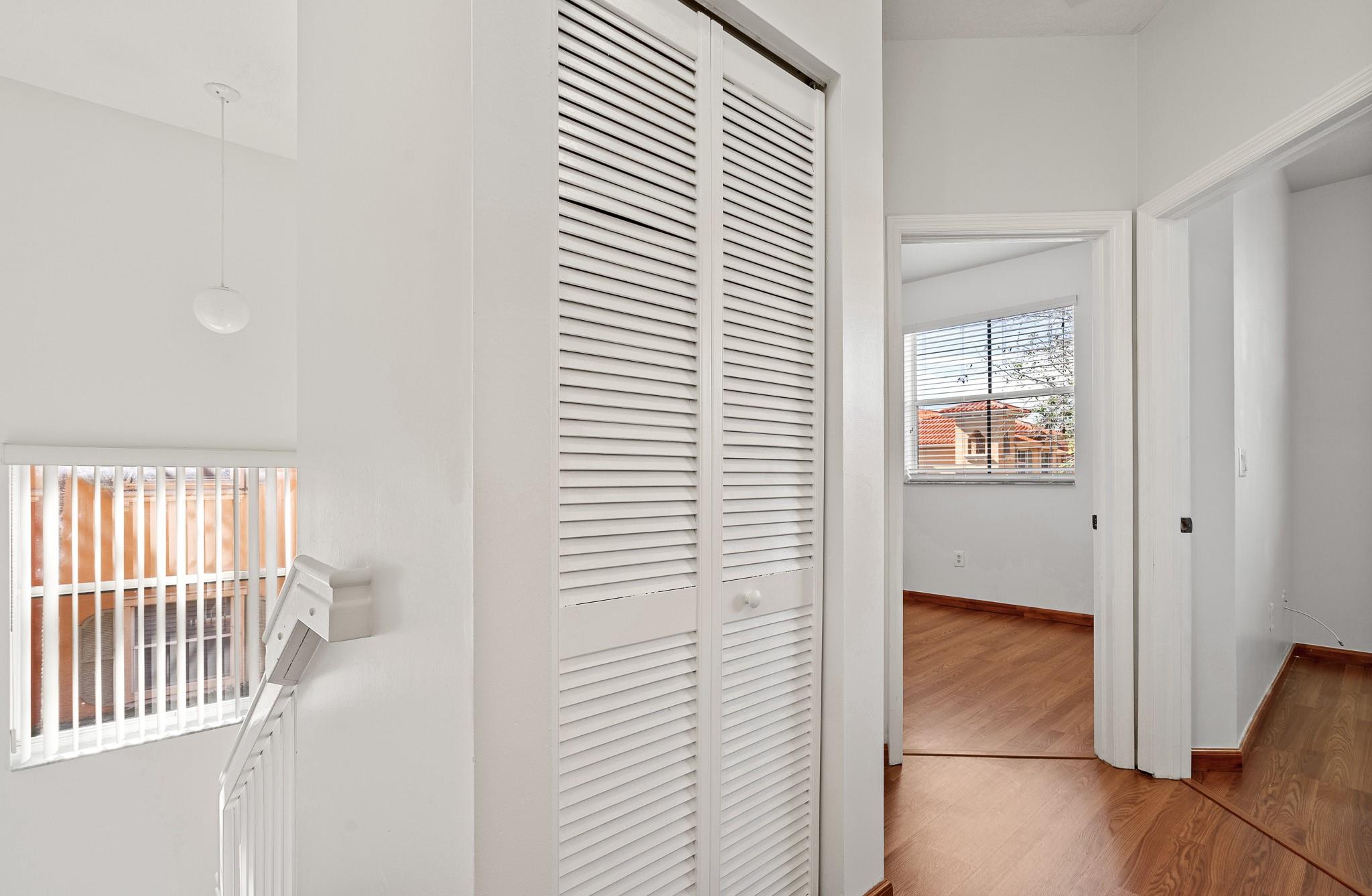 VILLAS AT HARBOR ISLES - Residential