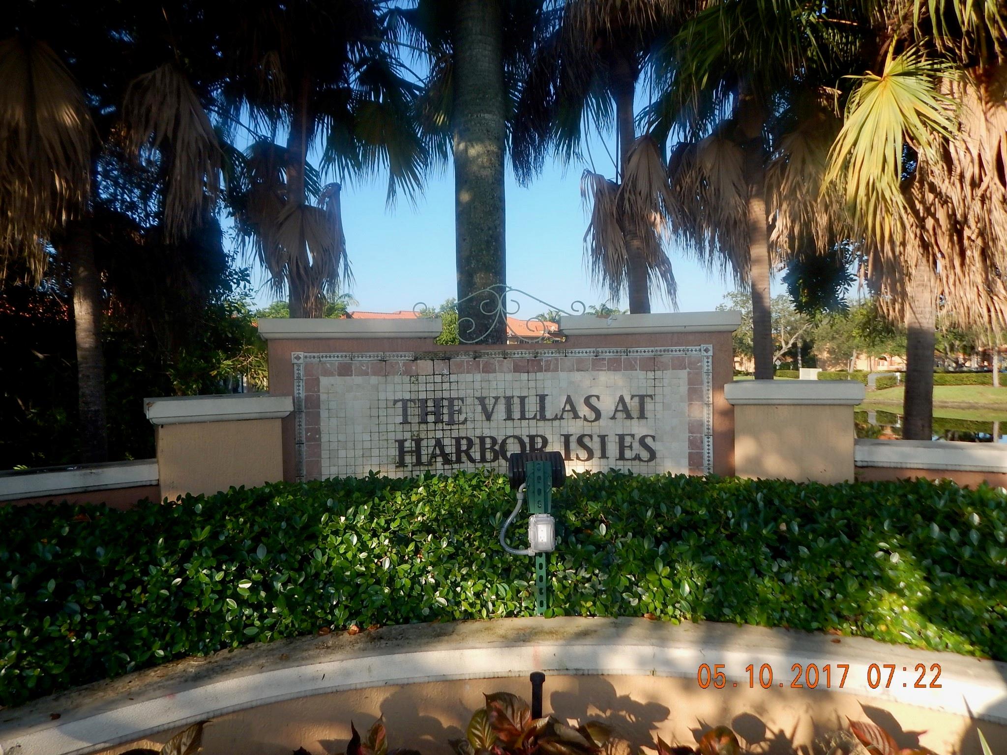 VILLAS AT HARBOR ISLES - Residential