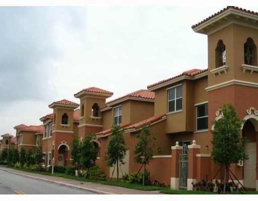 VILLAS AT HARBOR ISLES - Residential