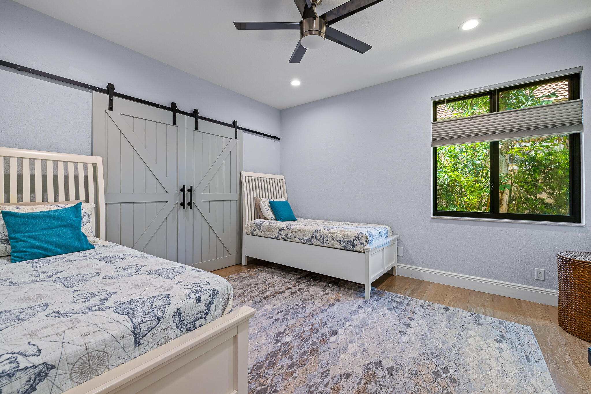 The Falls - Residential