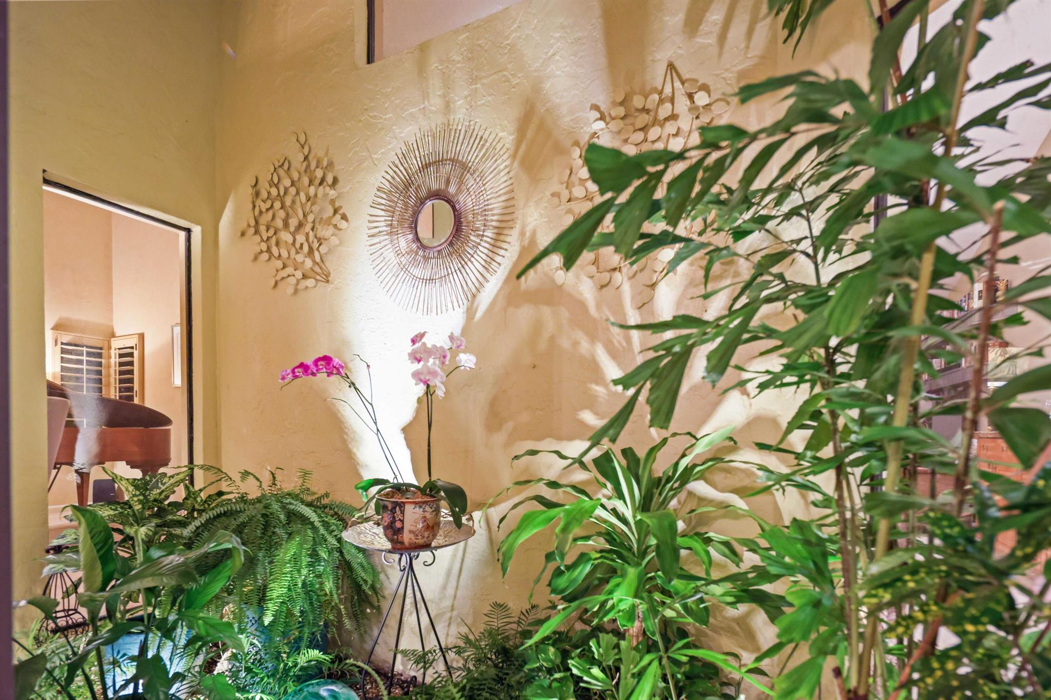 MONTEREY LAKE - Residential