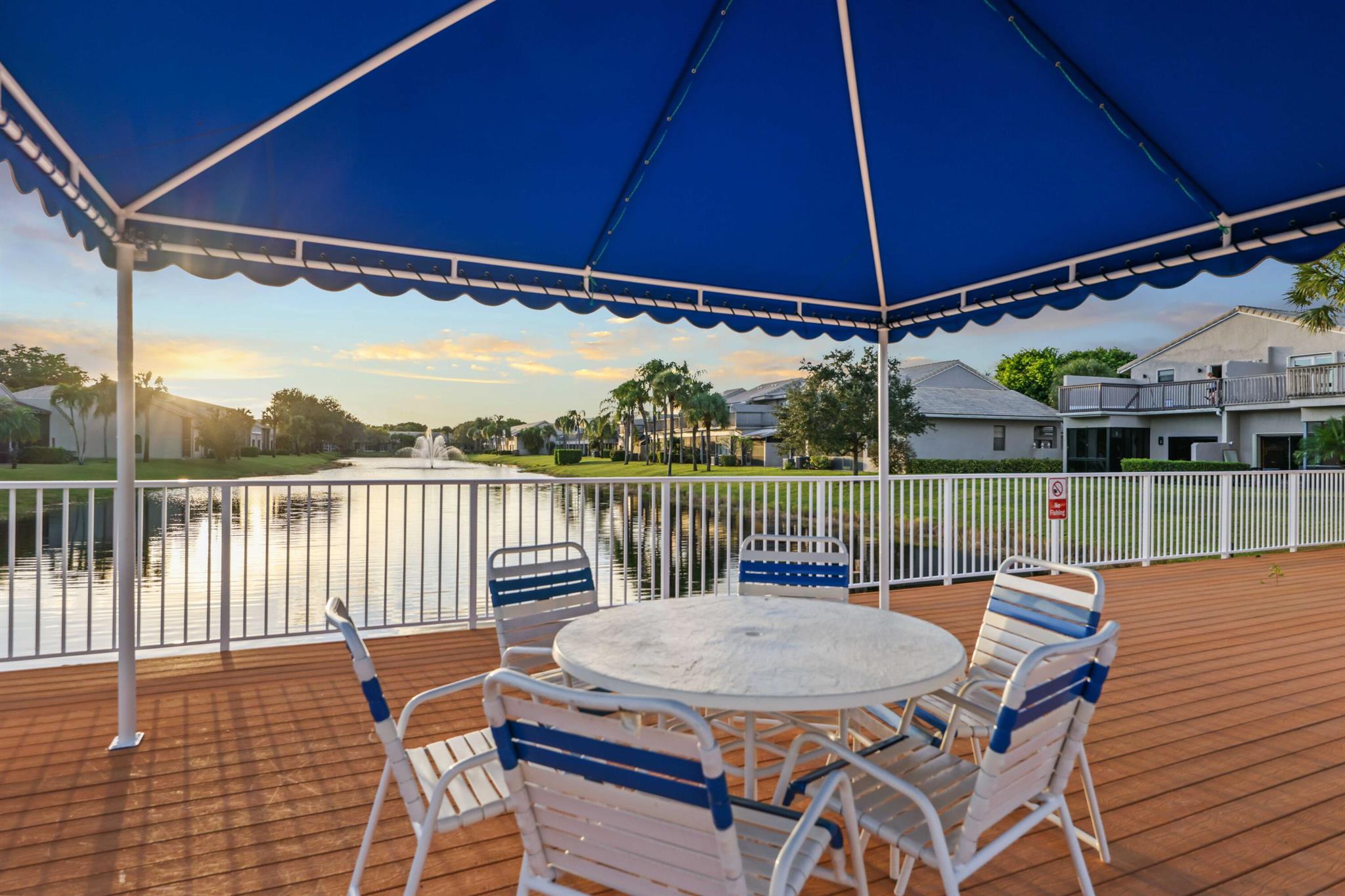 MONTEREY LAKE - Residential