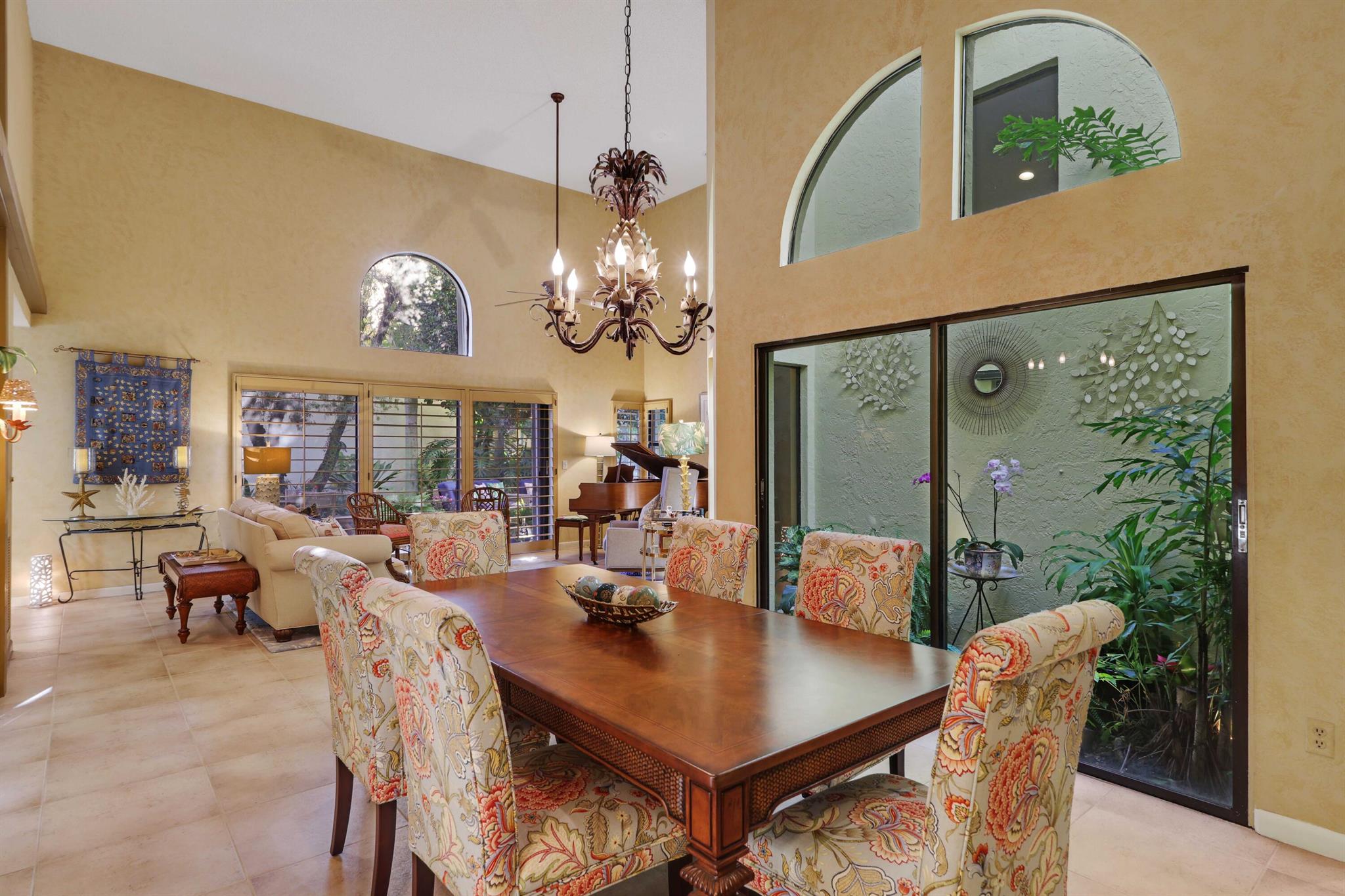 MONTEREY LAKE - Residential