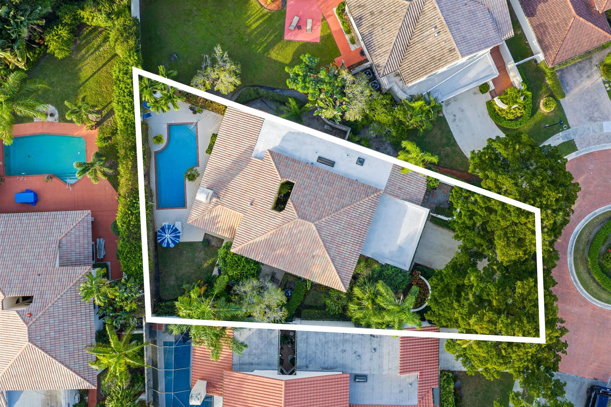 MONTEREY LAKE - Residential