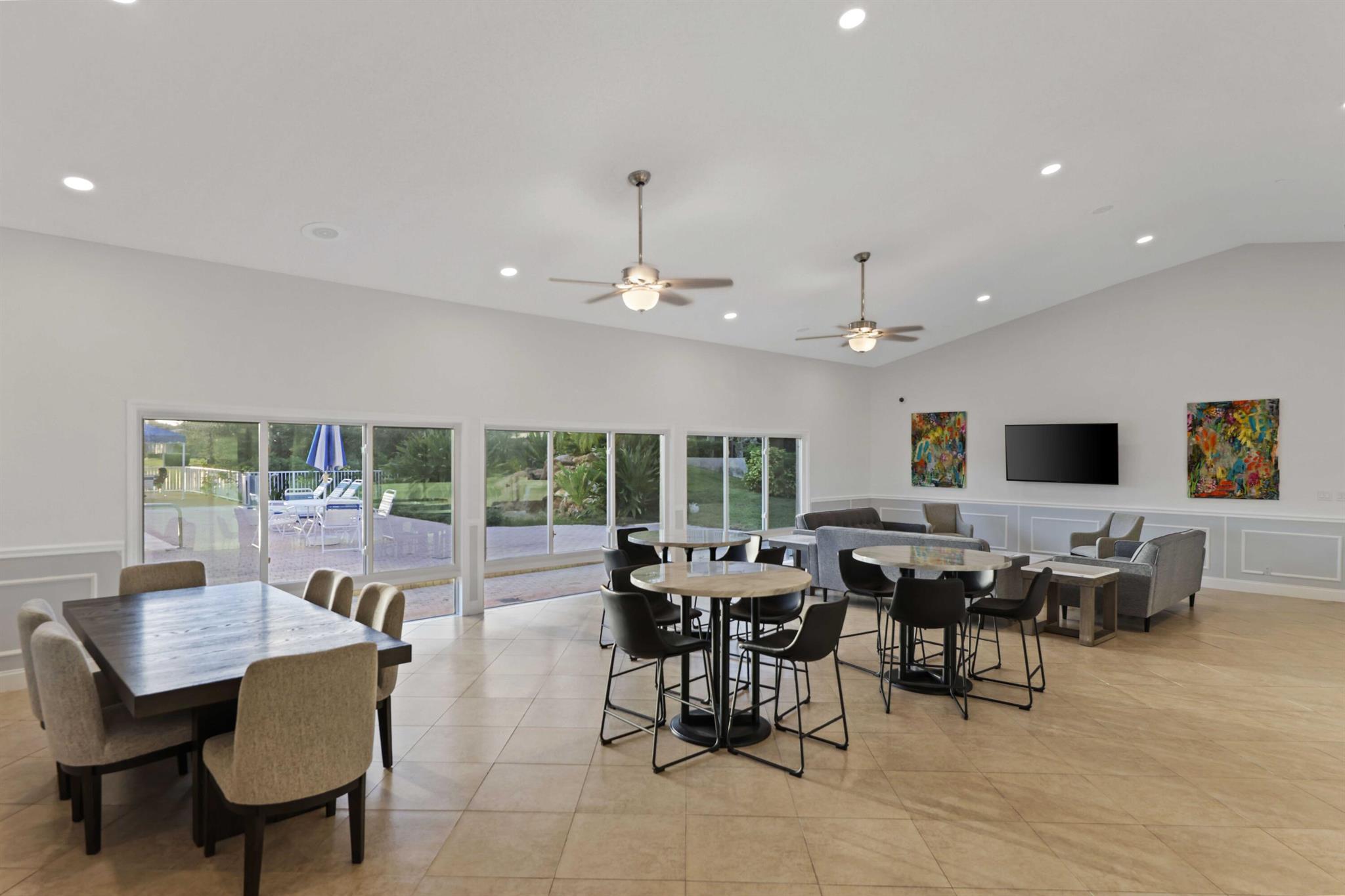 MONTEREY LAKE - Residential