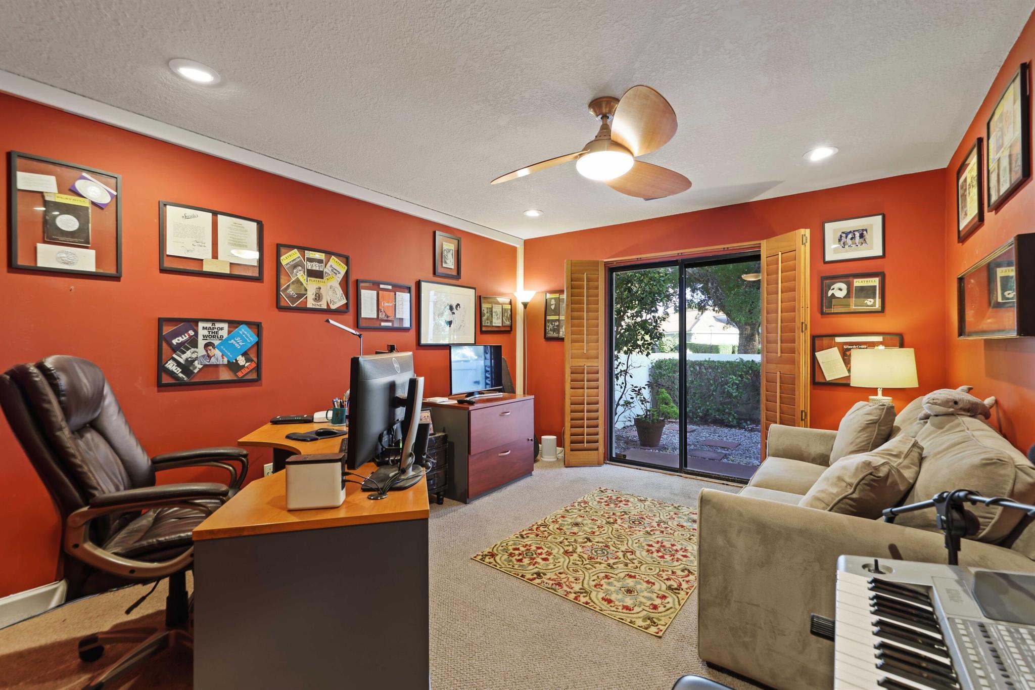 MONTEREY LAKE - Residential