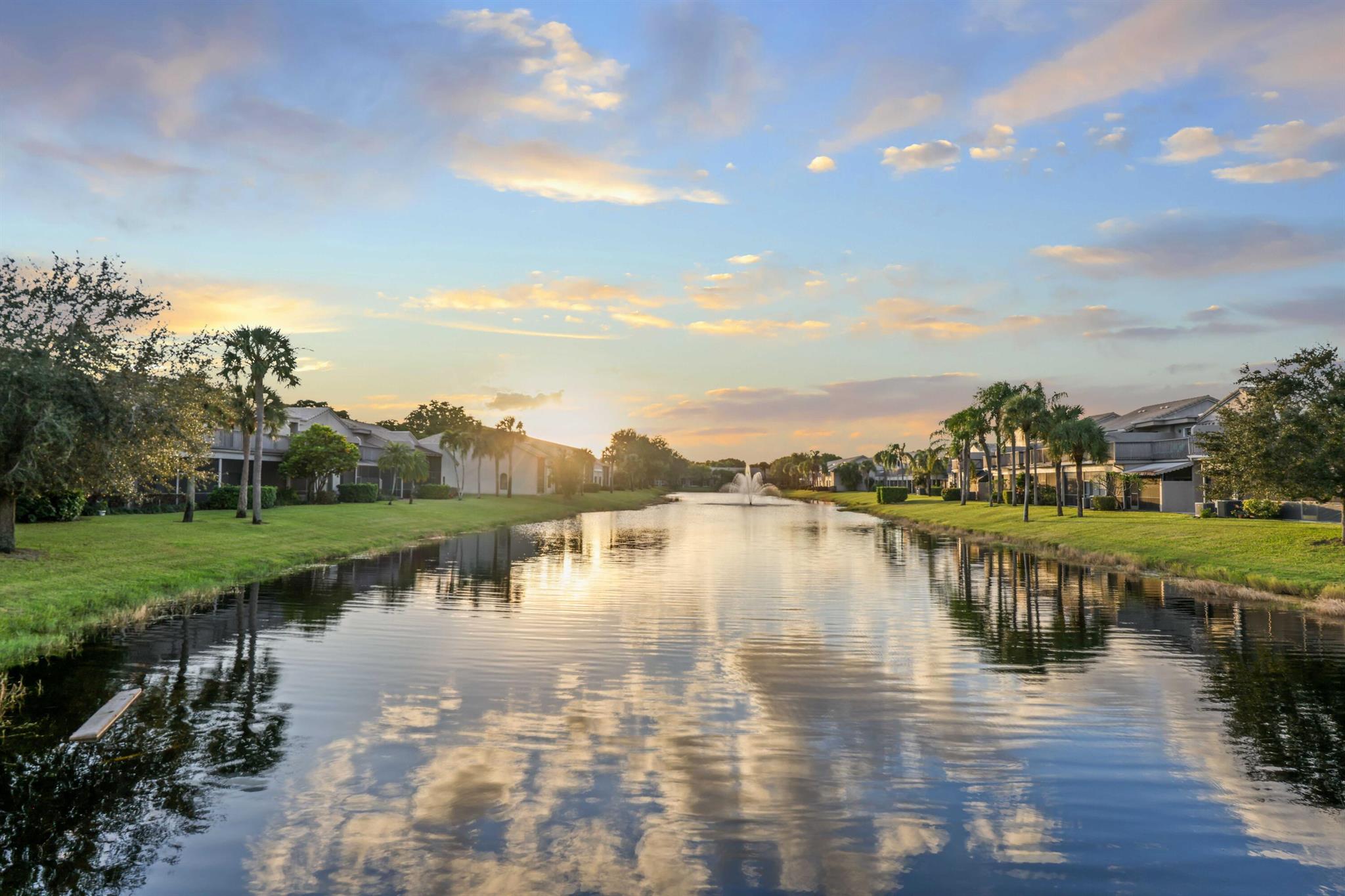 MONTEREY LAKE - Residential